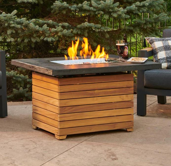 Outdoor GreatRoom Darien 44