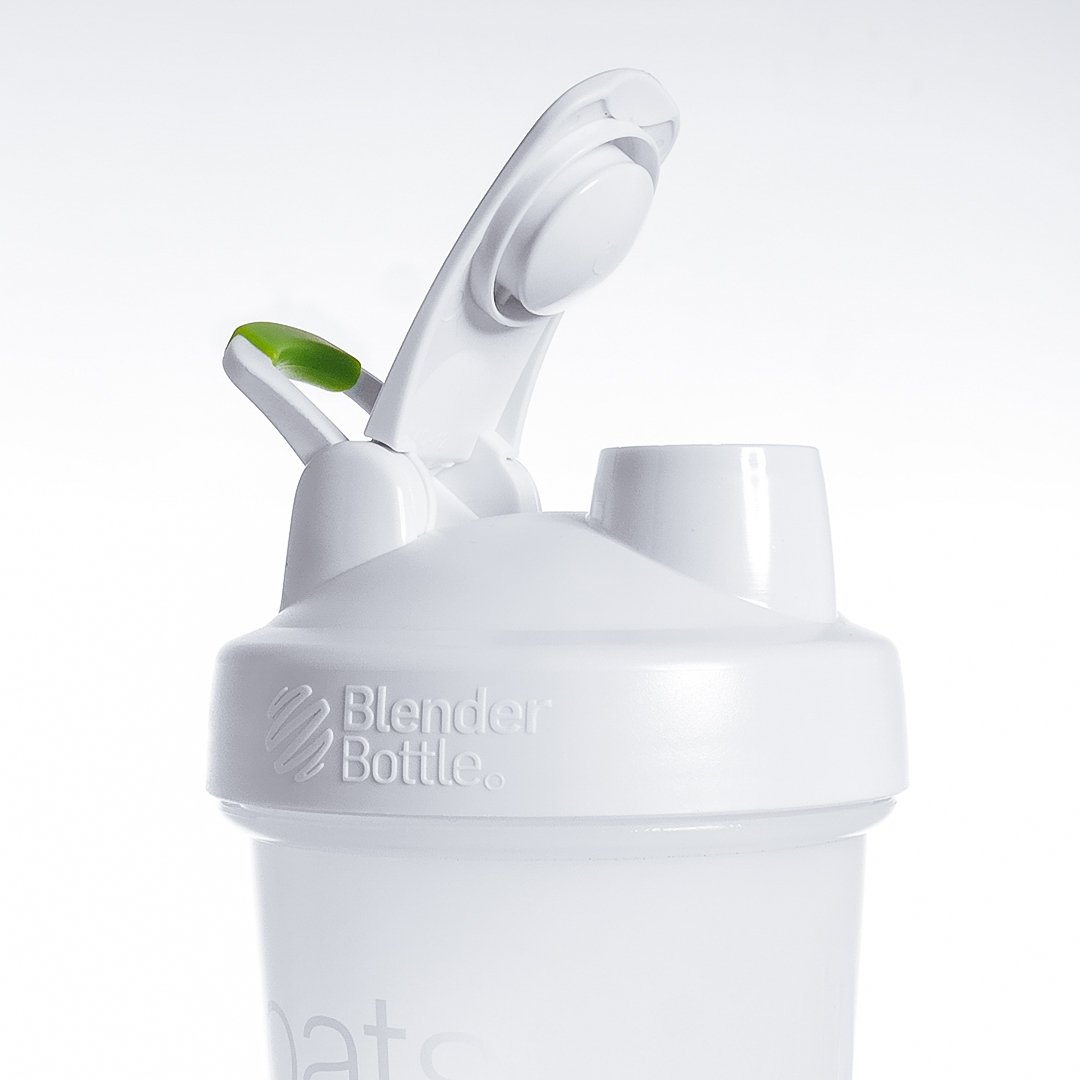 Oats Overnight Blender Bottle - 20oz Leak-Proof Shaker for Protein Shakes & Overnight Oats - Clear/White/Green with Milk Fill Line - Perfect for Gym, Workouts & Healthy Breakfast On-The-Go