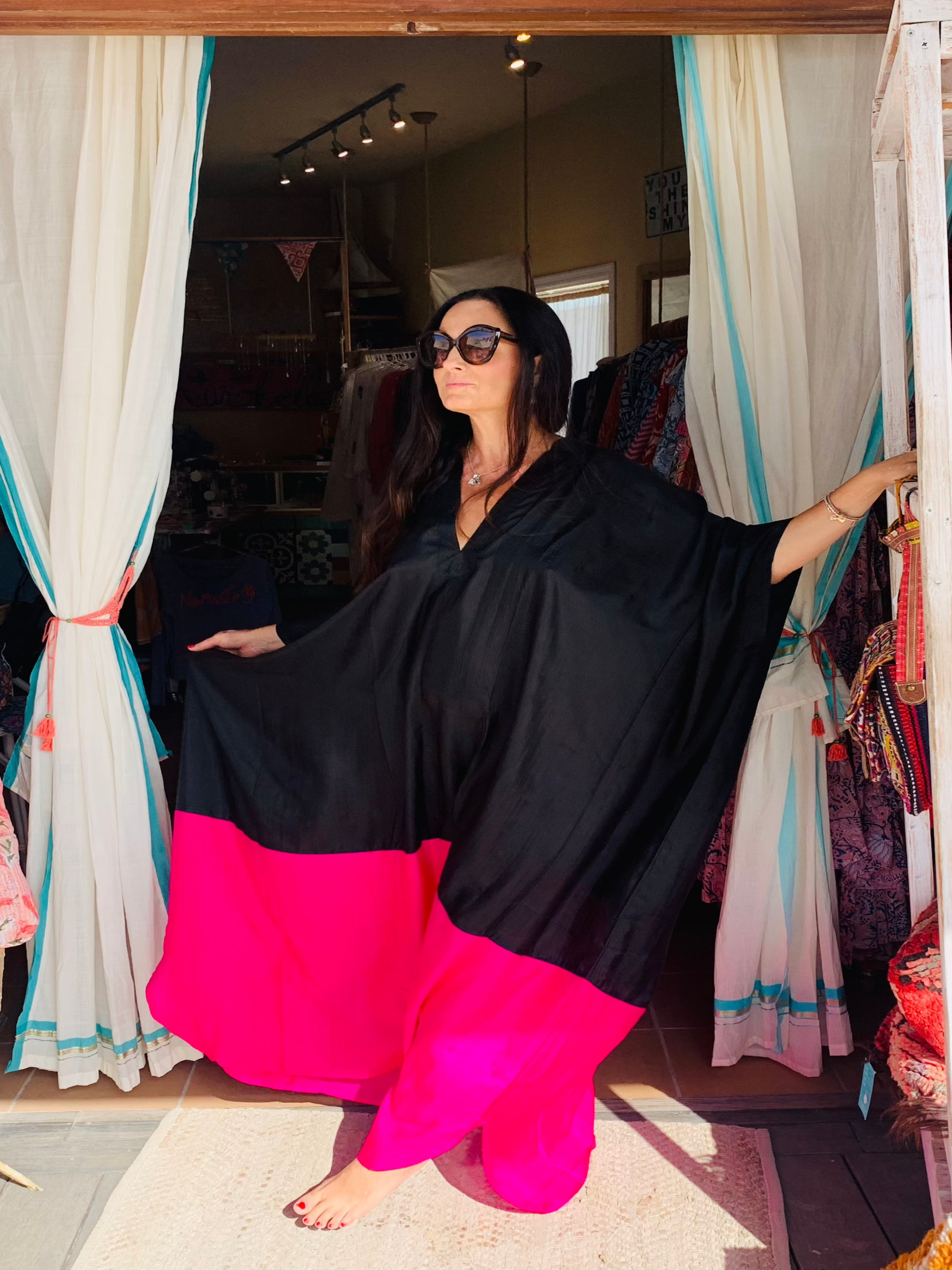 Luxury Silk Kaftan Dress for Women - Black & Pink Medium Length Elegant Loungewear for Home, Beach, and Special Occasions
