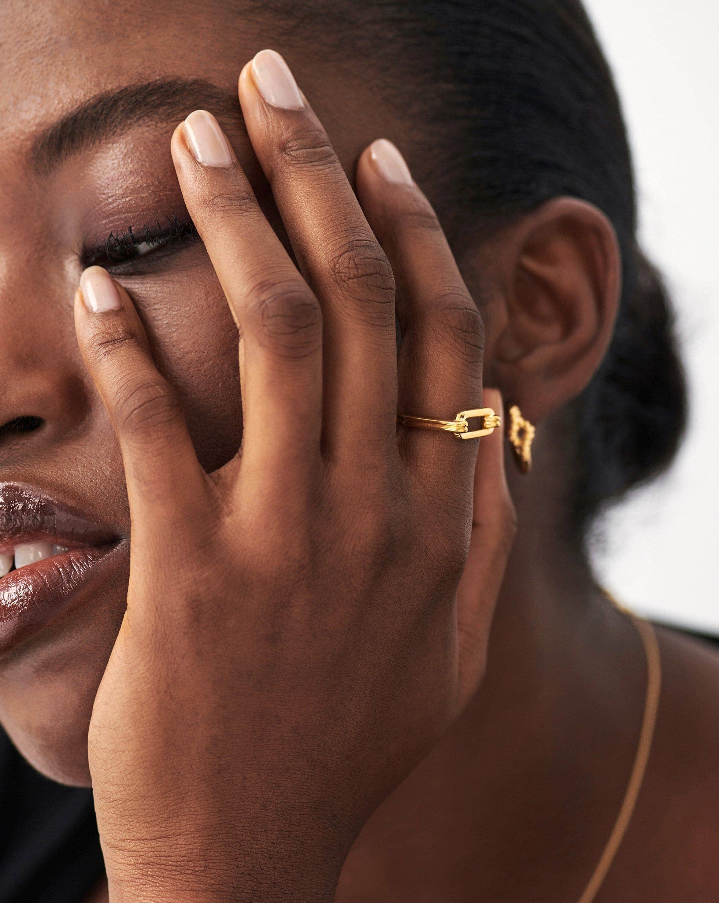 18k Gold Vermeil Ovate Ring - Elegant Minimalist Jewelry for Women | Perfect for Everyday Wear, Gifts & Special Occasions