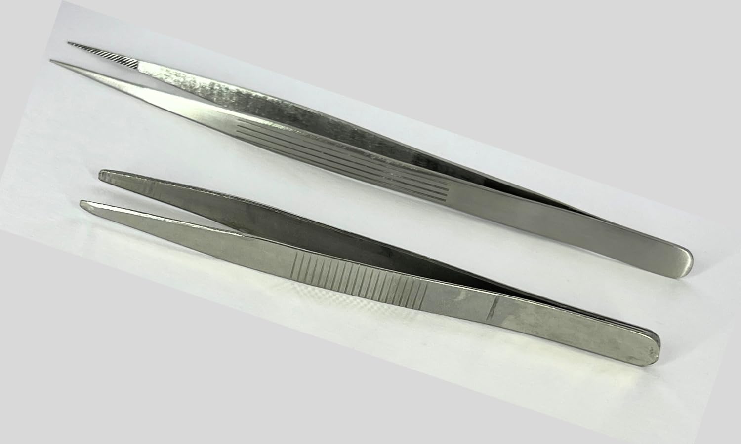 SigNatt 2-Piece Anti-Static Stainless Steel Diamond Tweezer & Plucker Set - Non-Magnetic Precision Tweezers for Jewelry Making, Electronics Repair, Lab Work & Crafting (Black) - Perfect for Gemstone Handling, PCB Assembly & Delicate Tasks