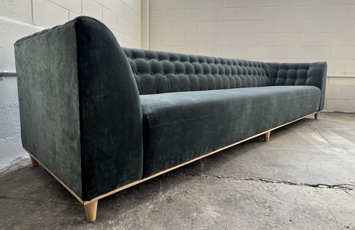 Premium Owhiro Bay Sofa - Modern Comfortable 3-Seater Couch for Living Room, Lounge & Home Theater - Soft Fabric Upholstery with Sturdy Wooden Frame