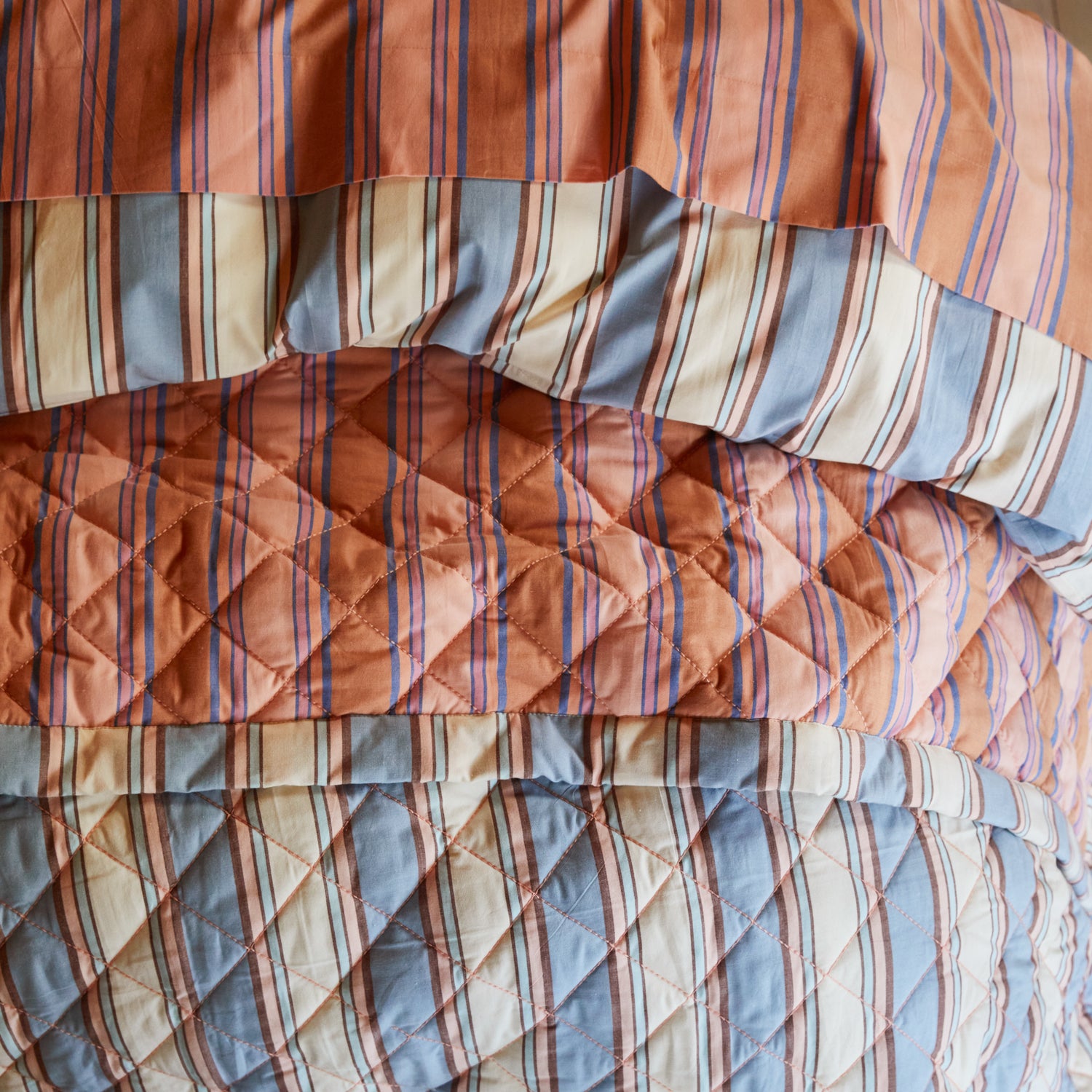 Samode Stripe Coverlet - Soft & Lightweight Bedspread for All Seasons | Perfect for Bedroom, Guest Room, and Dorm Decor