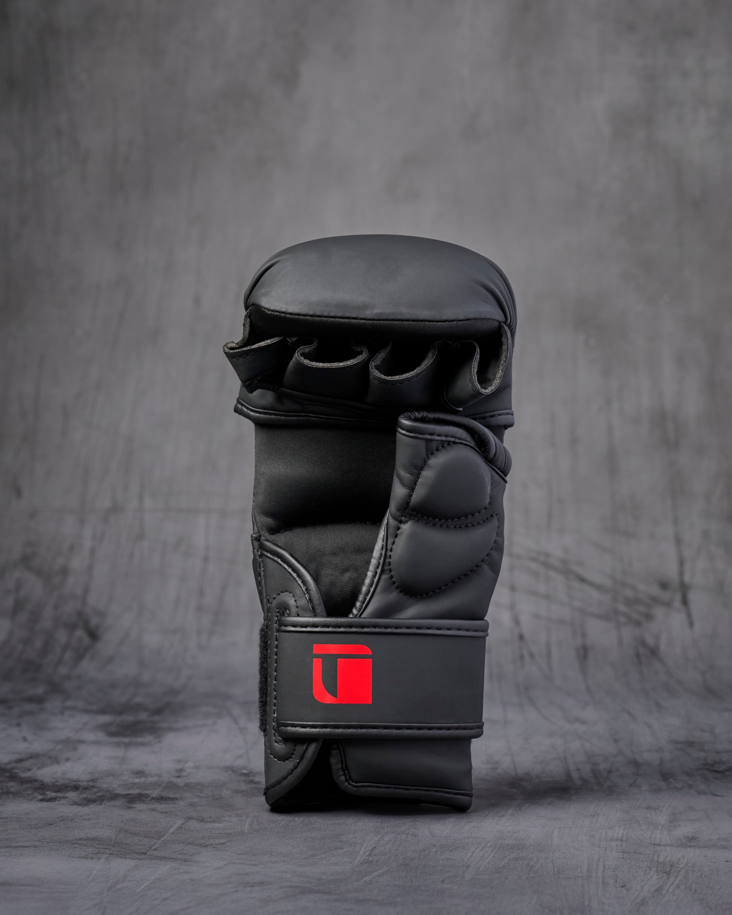 Battle MMA Gloves - Premium Training & Sparring Gloves for Fighters - Ideal for MMA, Boxing, and Martial Arts Training