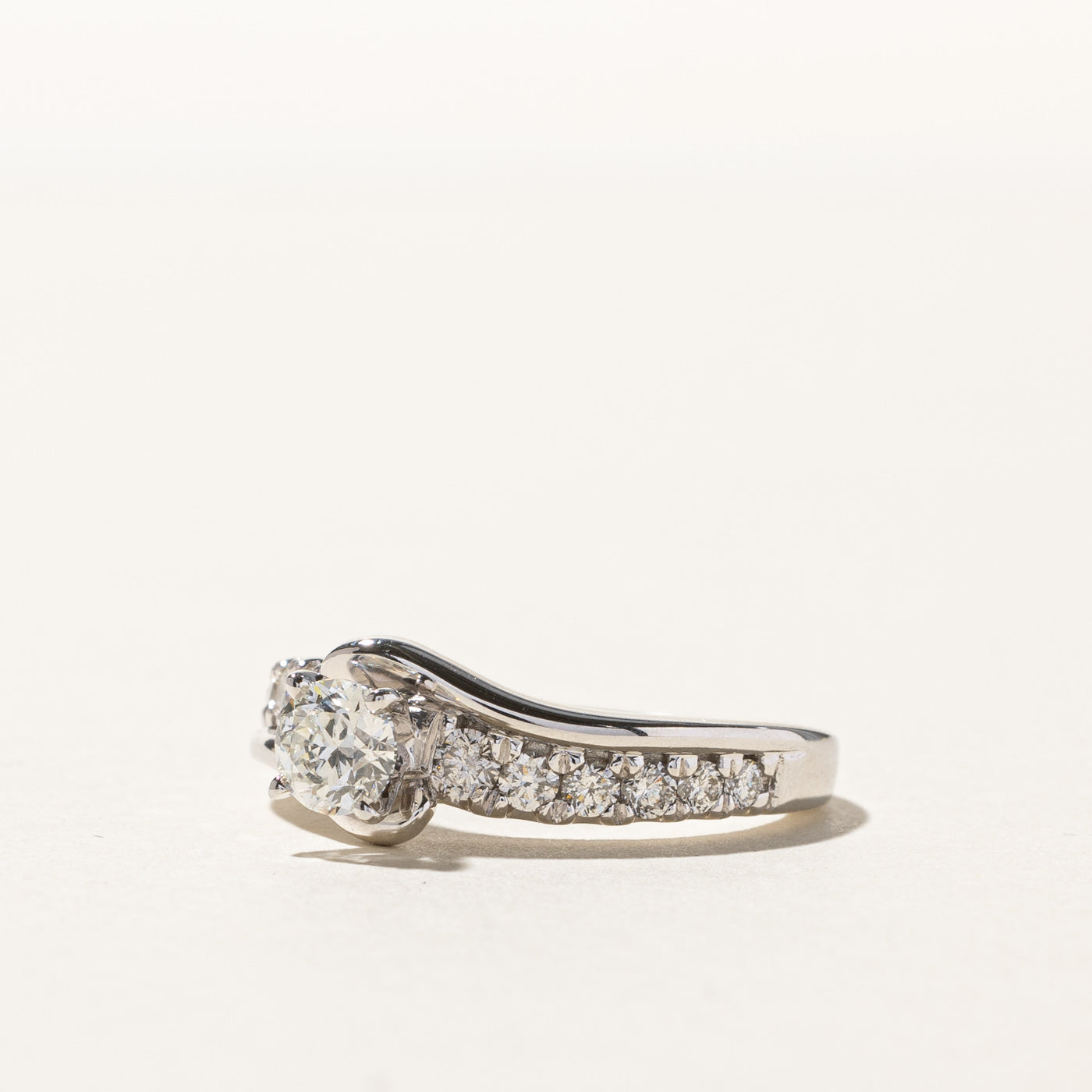 1.22ctw Diamond Engagement Ring for Women - Size 6 | Round Cut Solitaire Wedding Band | Perfect for Proposals, Anniversaries & Special Occasions