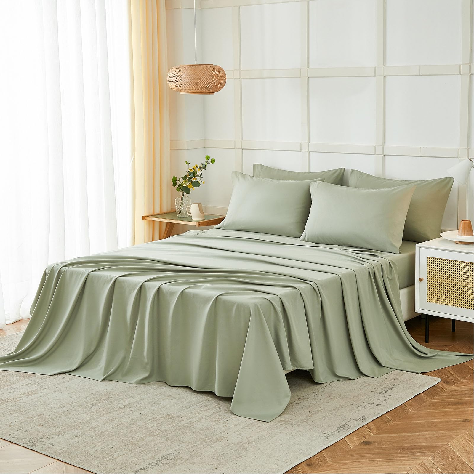 ILAVANDE 6-Piece Queen Size Bed Sheet Set - 1800 Series Luxury Microfiber, Ultra Soft & Breathable, Wrinkle Free, 14