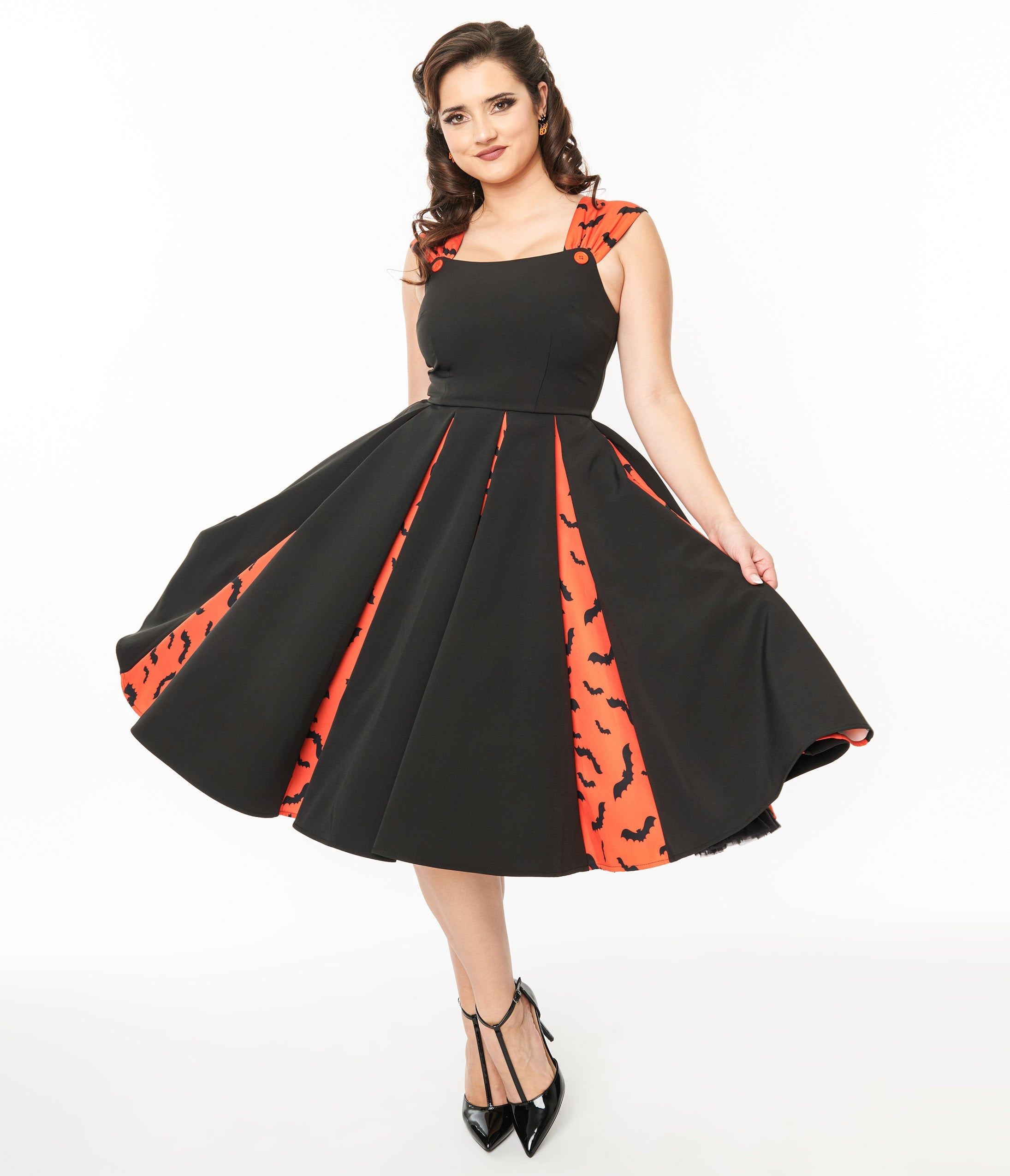 Vintage 1950s Orange & Black Bat Stripe Swing Dress - Retro Halloween Costume & Pinup Party Outfit - Perfect for Halloween, Themed Parties & Vintage Fashion Lovers