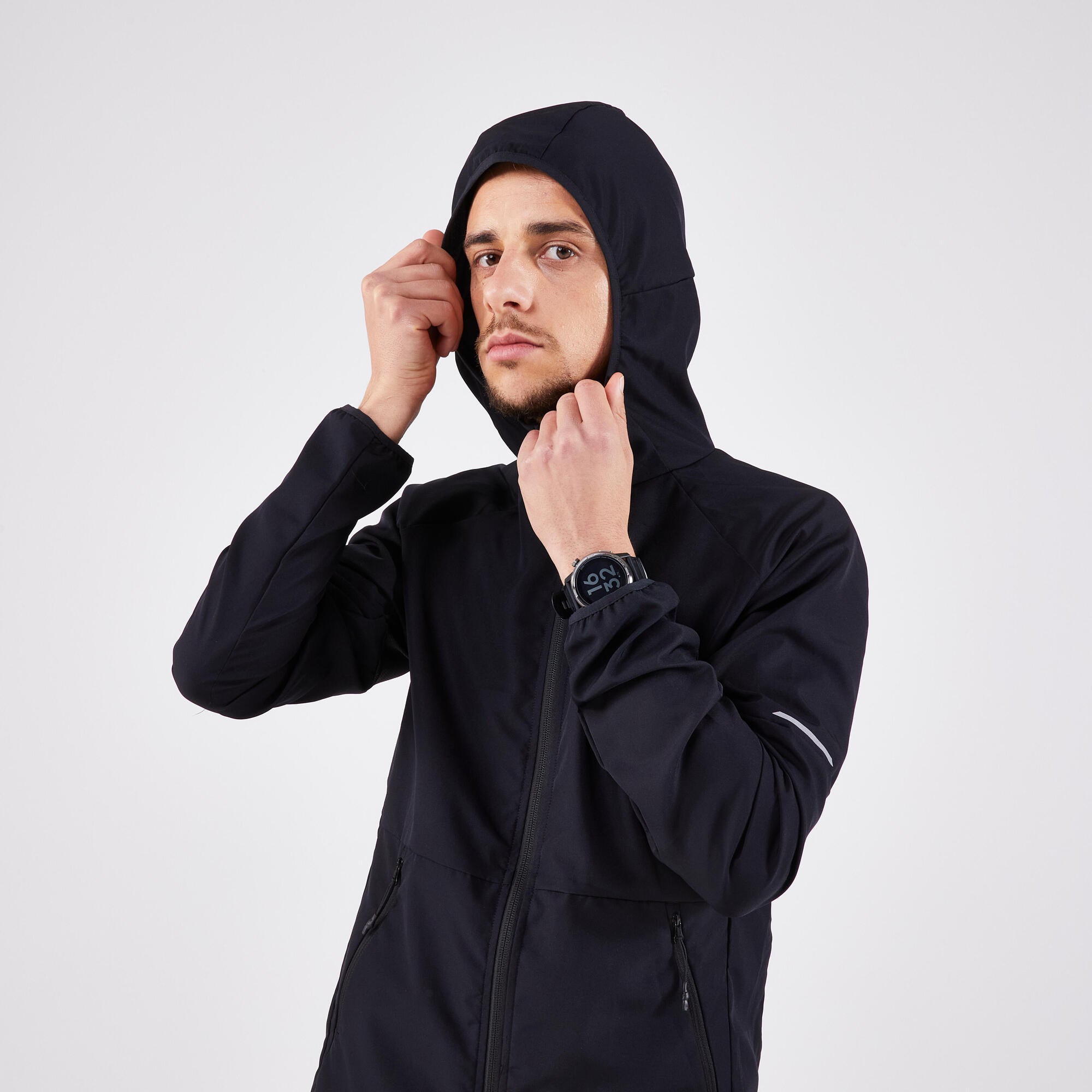 Kiprun Men's Run 100 Windproof Running Jacket - Lightweight Trail Running Windbreaker for Outdoor Jogging & Hiking - Perfect for Cold Weather Training & Mountain Adventures