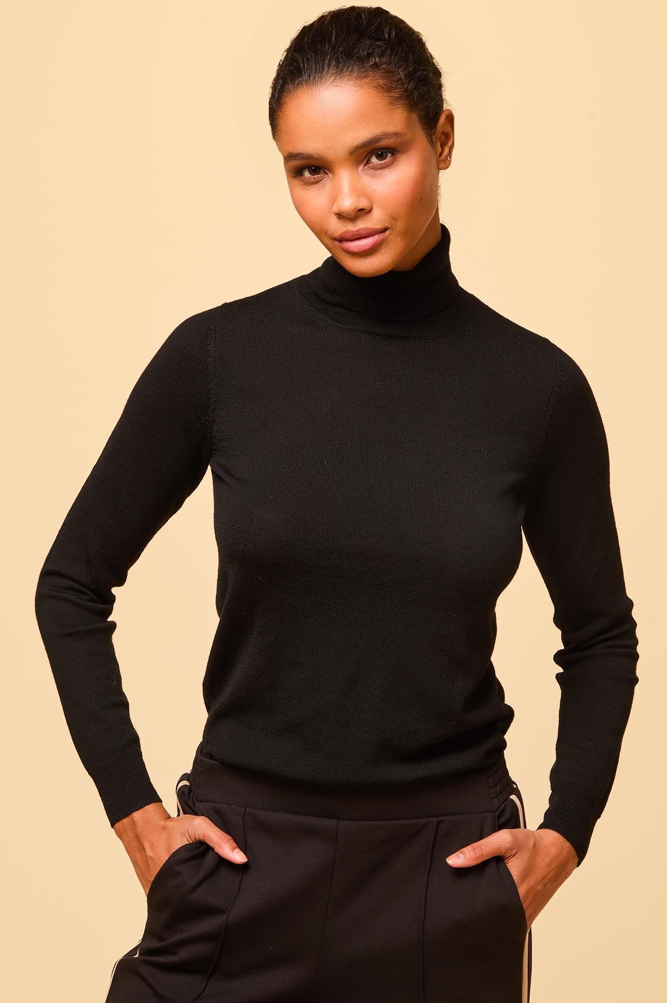 Merino Wool Polo Neck Base Layer for Men & Women - Thermal Underwear for Cold Weather - Black & Taupe Colors - Perfect for Hiking, Skiing, and Winter Sports