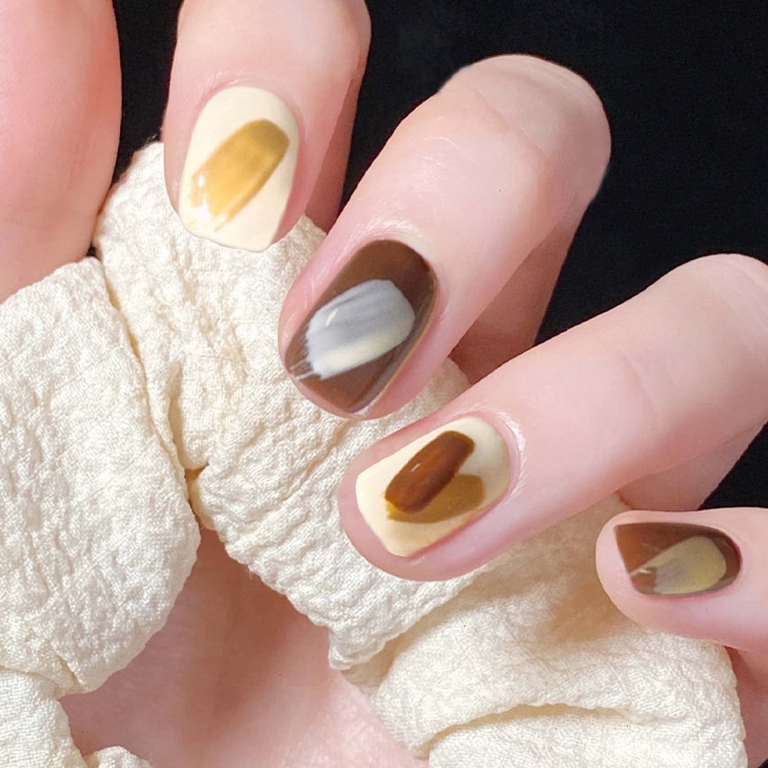 Glossy Short Fake Press on Nails - Square Acrylic Nail Tips with Brown Ombre Design - 24Pcs Full Cover Manicure Set for Women & Girls - Perfect for Parties, Weddings, and Everyday Wear