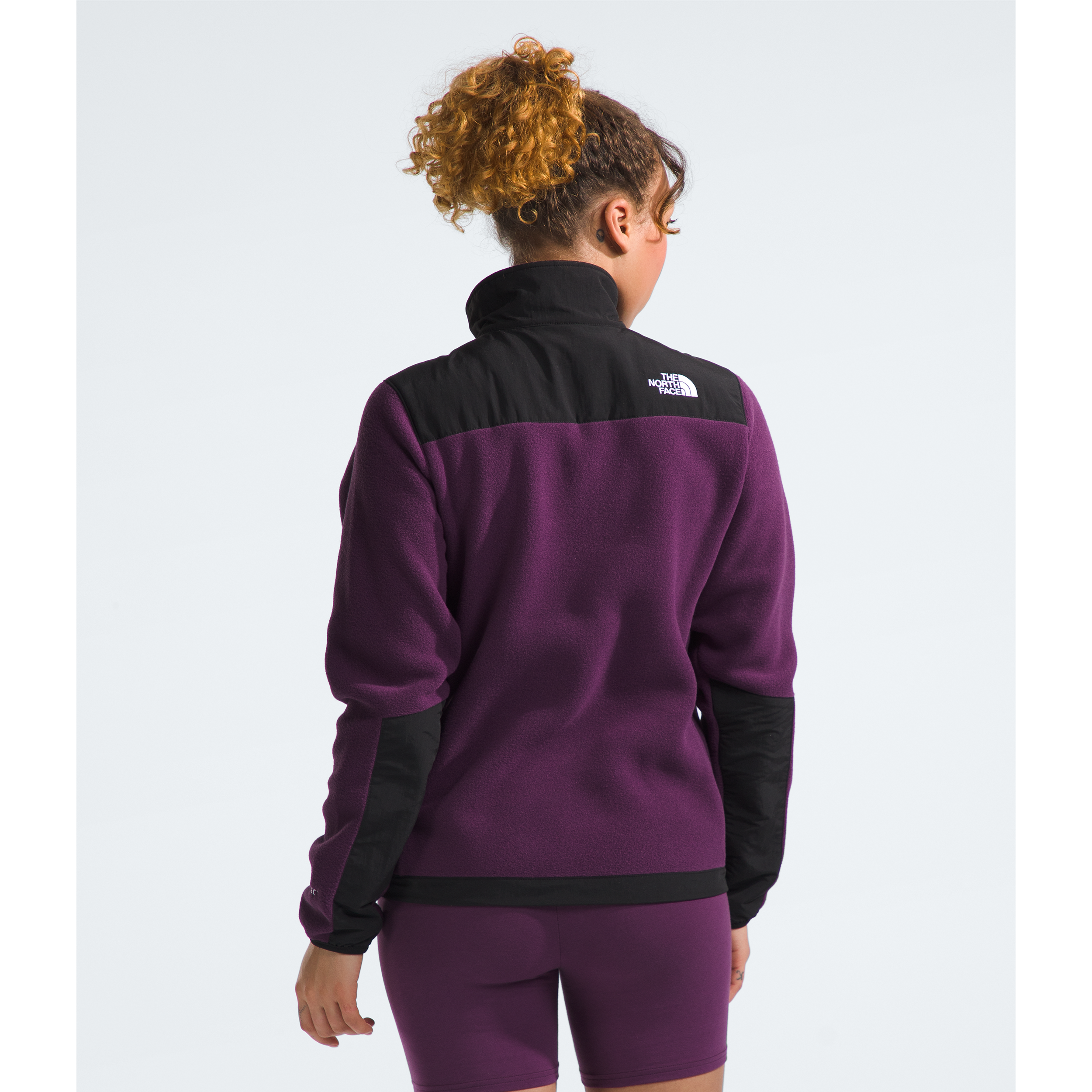 The North Face Women's Denali Jacket - Waterproof Fleece Jacket for Hiking & Outdoor Activities in Black Currant Purple | Warm Winter Coat for Camping & Snow Adventures