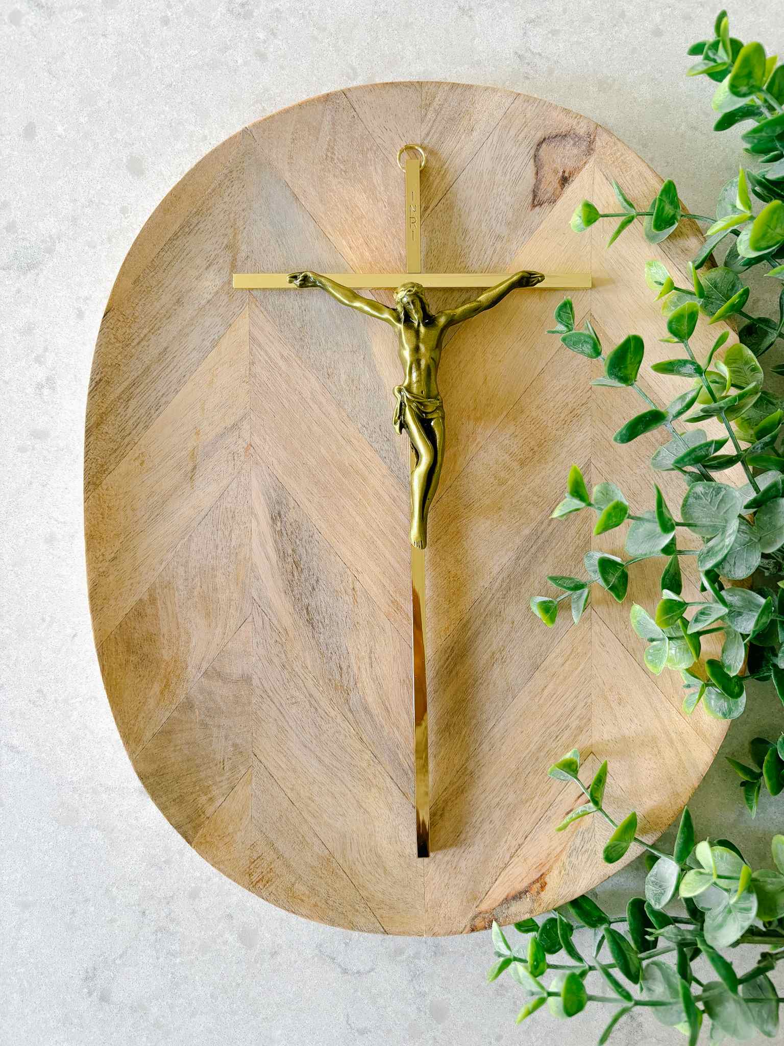 Stunning Metal Crucifix - Religious Cross Pendant for Necklace, Home Decor & Gifts - Perfect for Church, Prayer & Spiritual Protection