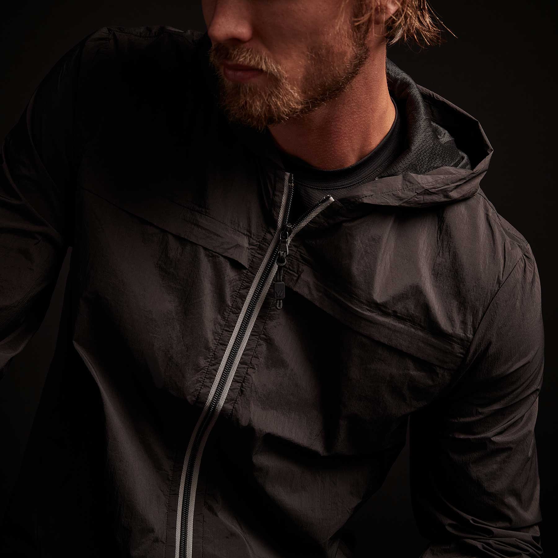 YOSEMITE Lightweight Nylon Windbreaker Jacket for Men & Women - Waterproof & Breathable Outdoor Windbreaker - Perfect for Hiking, Running, and Travel (Black)