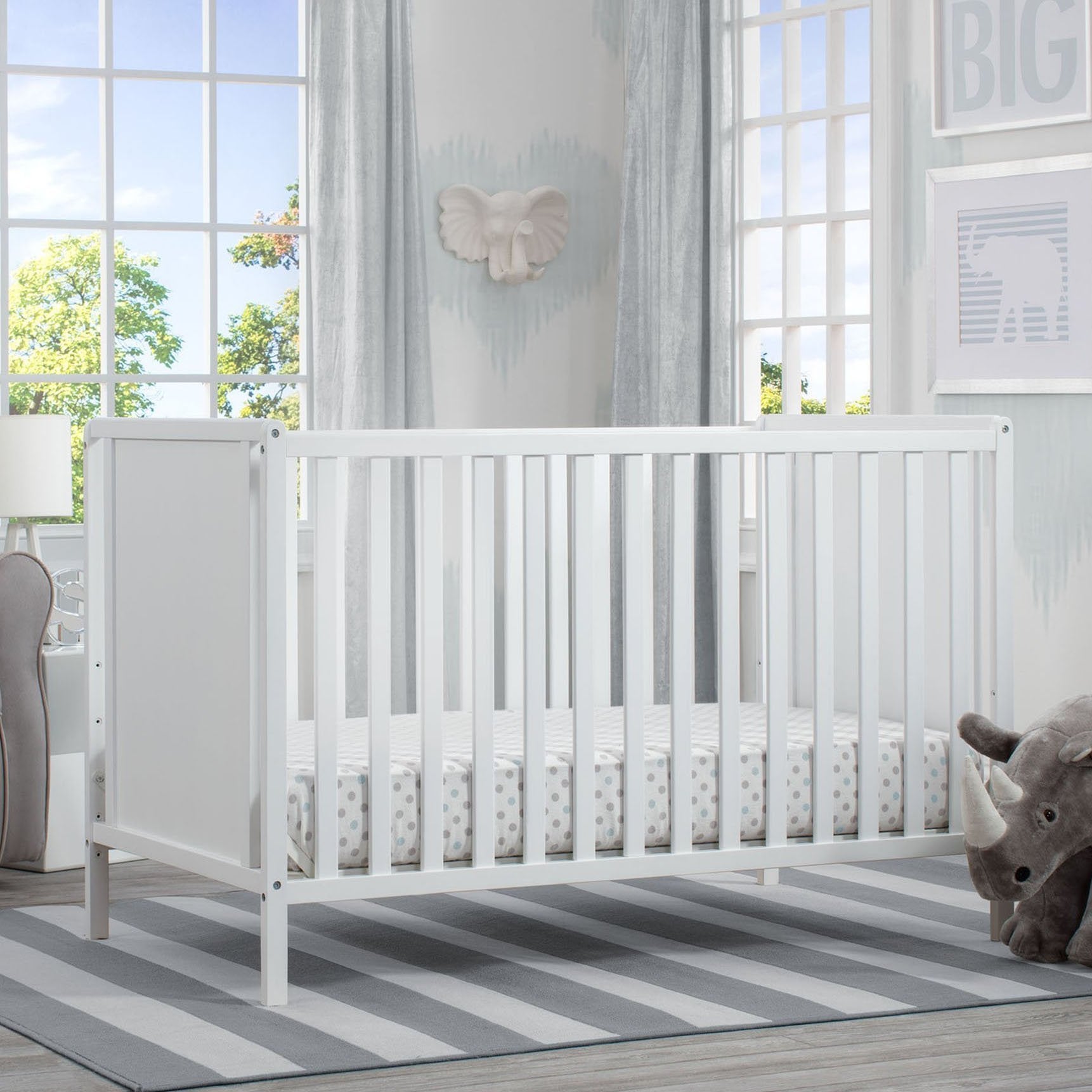 Heartland Classic 4-in-1 Convertible Crib - Toddler Bed, Daybed & Full Size Bed | Safe Nursery Furniture for Baby & Kids Room | Perfect for Newborns, Infants & Growing Children