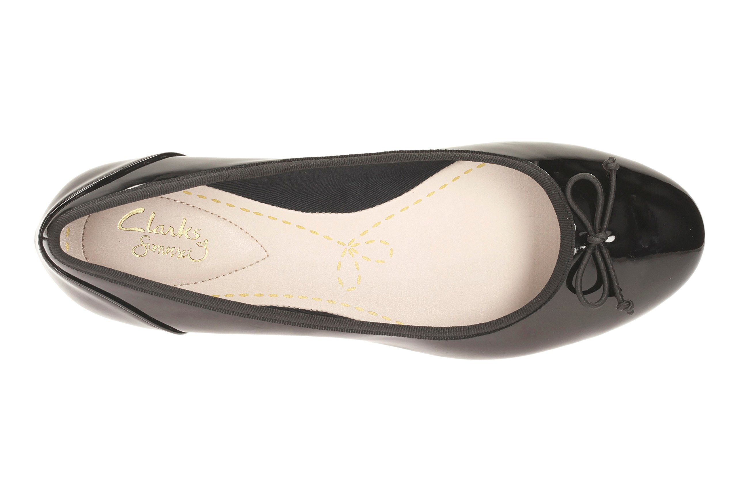 Clarks Women's Comfort Ballet Flats - Lightweight Slip-On Shoes for Work, Travel & Everyday Wear | Breathable & Cushioned for All-Day Comfort