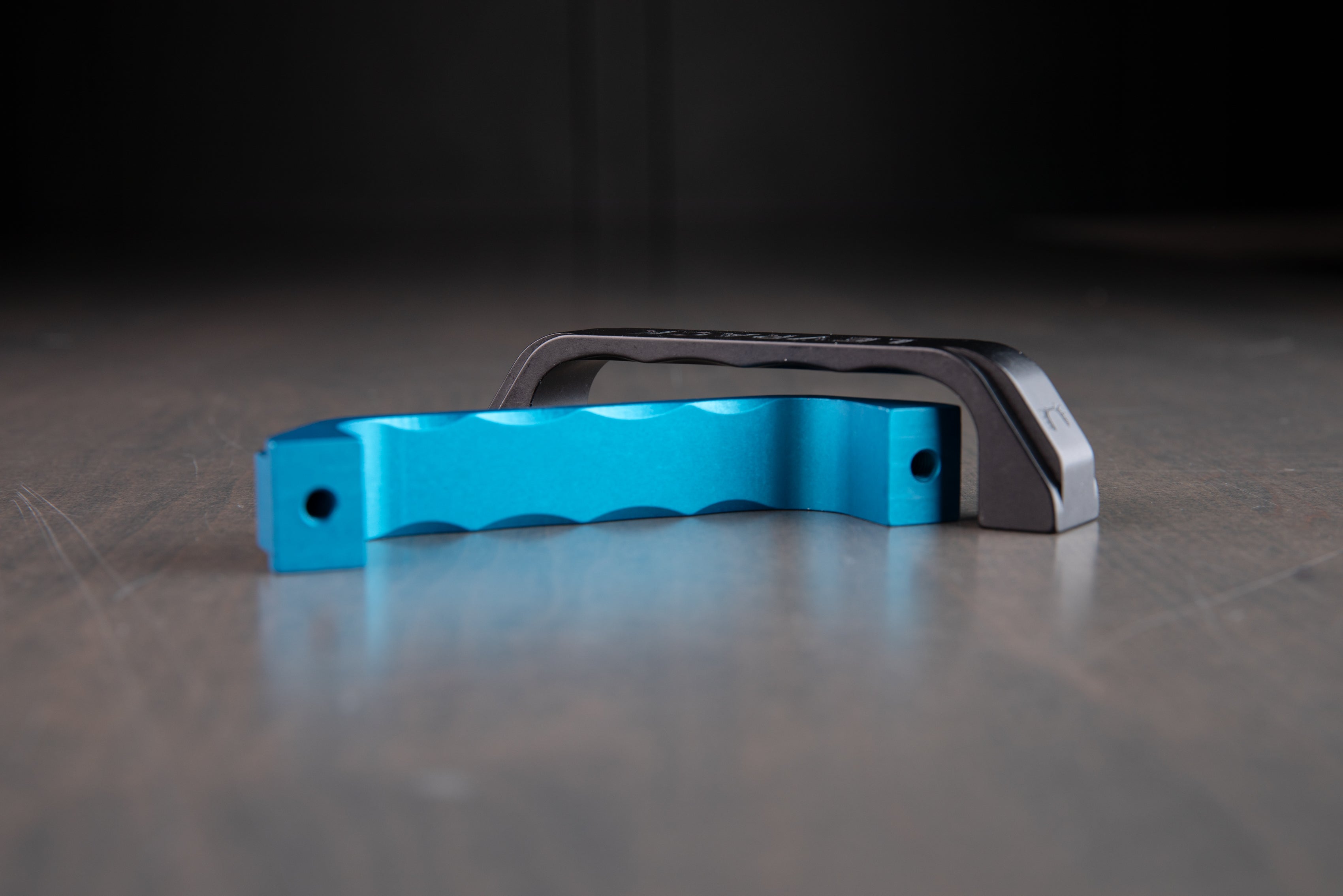 Levrack Pro Handle - Heavy Duty Tool Handle for Professional Use - Perfect for DIY Projects, Construction, and Home Improvement
