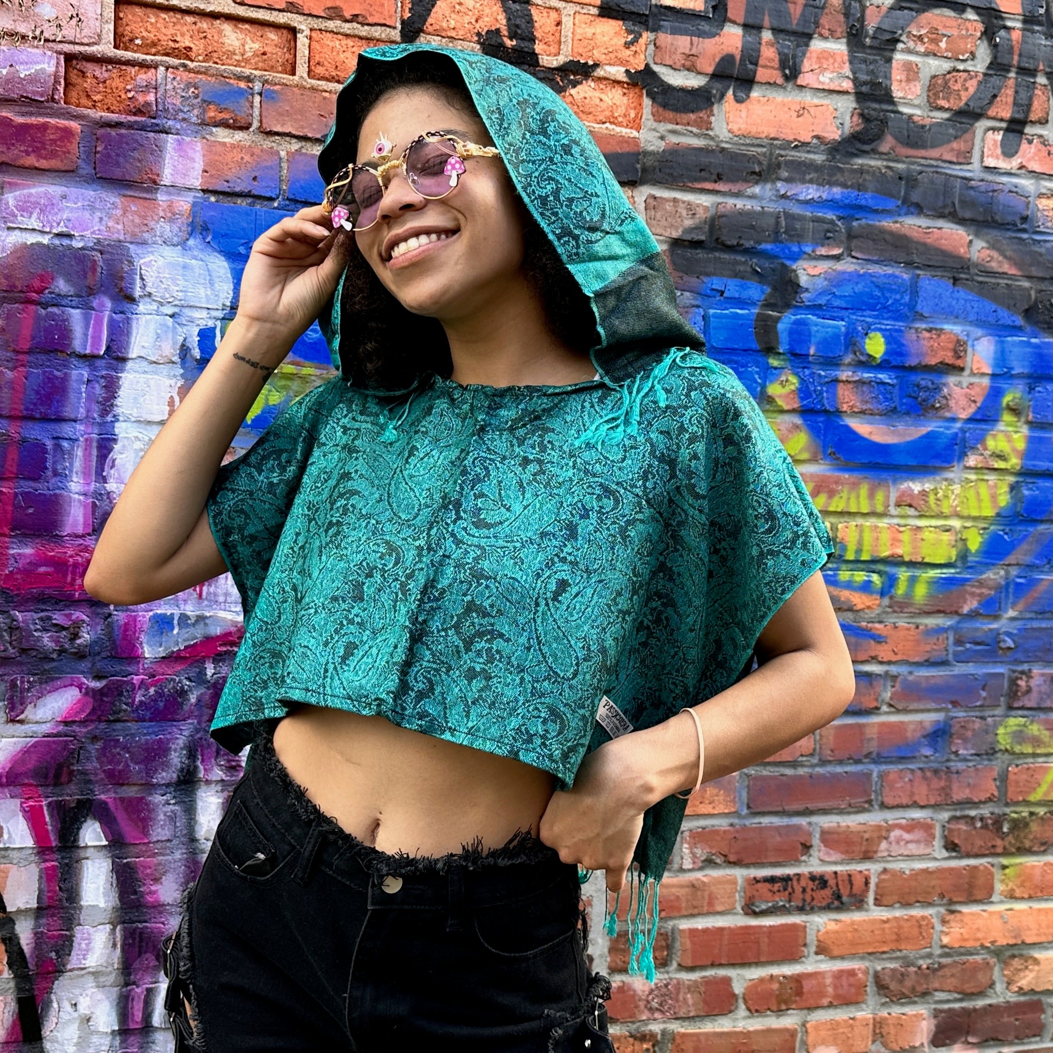 Stylish Paisley Print Teal Short Sleeve Crop Top for Women | Trendy Summer Fashion | Perfect for Beach Outings, Music Festivals & Casual Wear