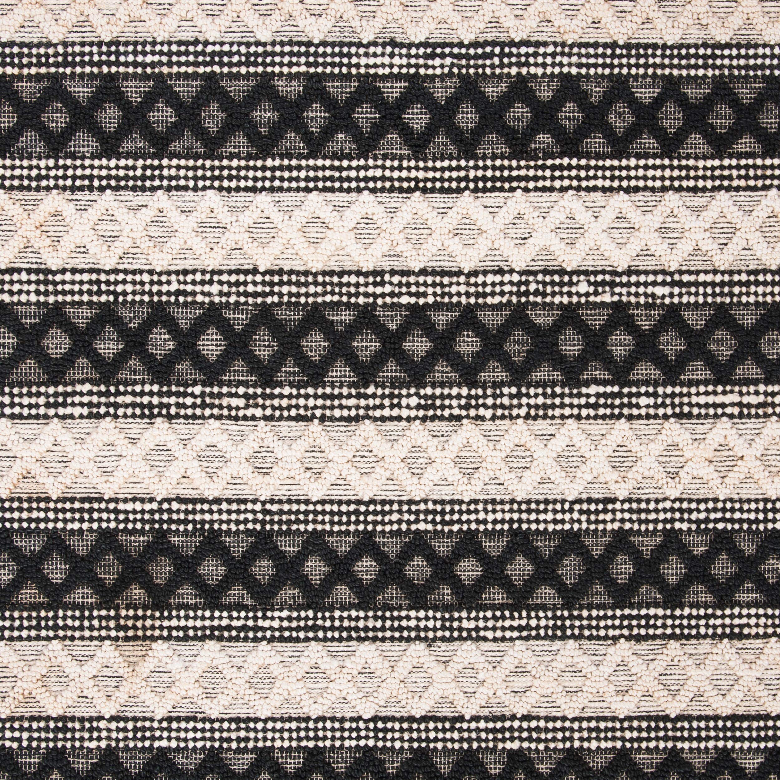 SAFAVIEH Handmade Boho Moroccan Tribal Jute Rug 4' x 6' - Natural Fiber Collection in Black & Ivory | Non-Slip Accent Rug for High Traffic Areas | Perfect for Entryway, Living Room, Bedroom & Boho Decor (NF568Z)