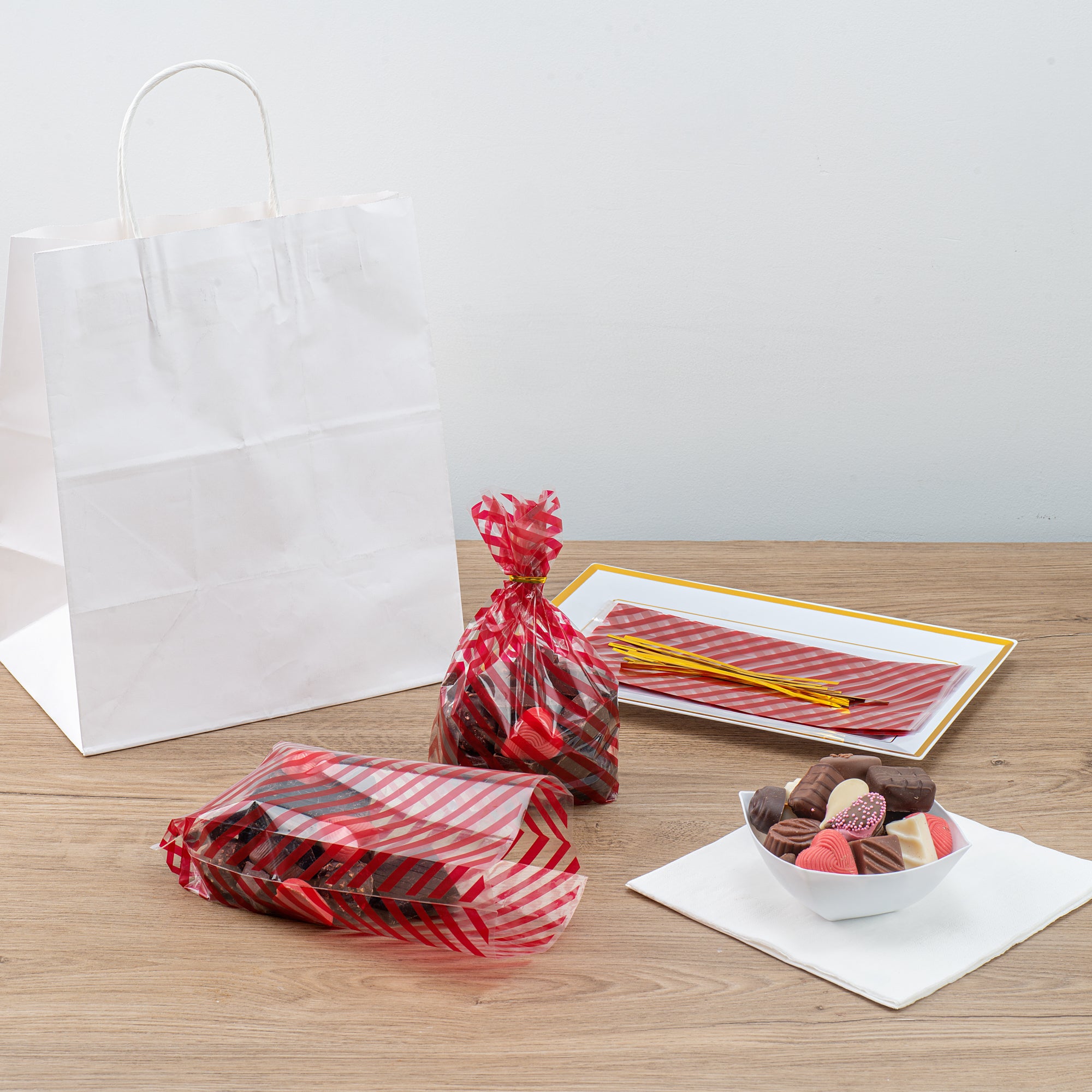 Premium Plastic Candy Bags with Stripes - Gusseted Design 4x2x9.5 Inches - Bulk Pack of 4000 - Perfect for Candy Packaging, Party Favors & Retail Display