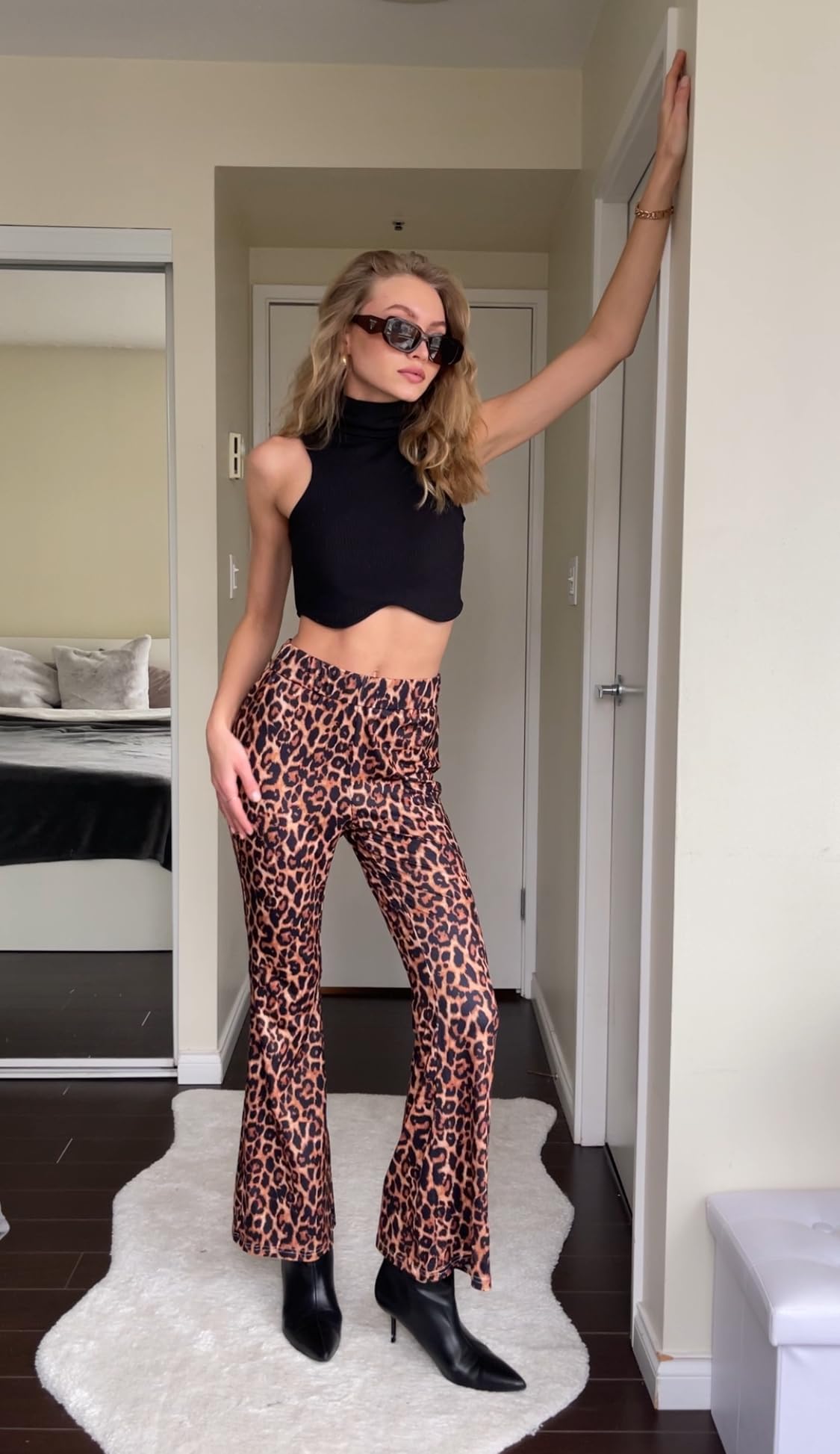 Women's Sexy High Waisted Flare Pants - Boho Printed Stretchy Bell Bottom Leggings for Casual Outfits & Retro Fashion | Perfect for Parties, Date Nights & 70s Style Outfits