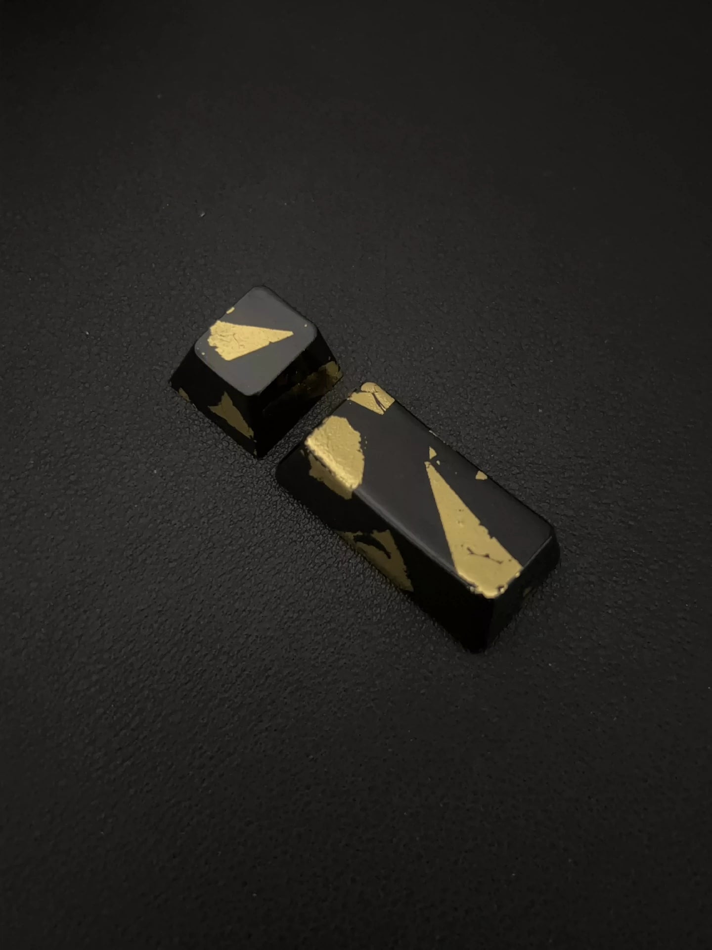 ESC+2.25U Left Shift Keycaps - Gold Shattering Effect Resin Coated Mechanical Keyboard Keycaps | Custom Personalized Keycaps for Gaming & Typing | Perfect for Mechanical Keyboard Enthusiasts & PC Builders