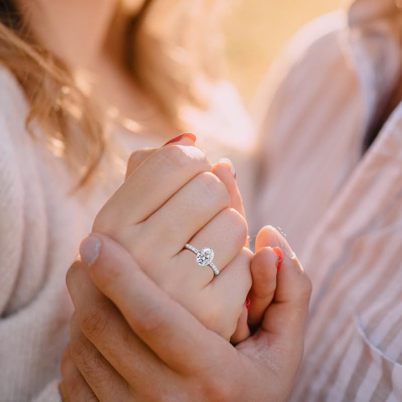 1.5-2 Carat Oval Moissanite Engagement Ring for Women - 18K Gold Plated Halo Ring, S925 Sterling Silver, VVS1 D Color Wedding Band - Perfect Valentine's Day Gift for Her, Anniversary Present & Bridal Jewelry