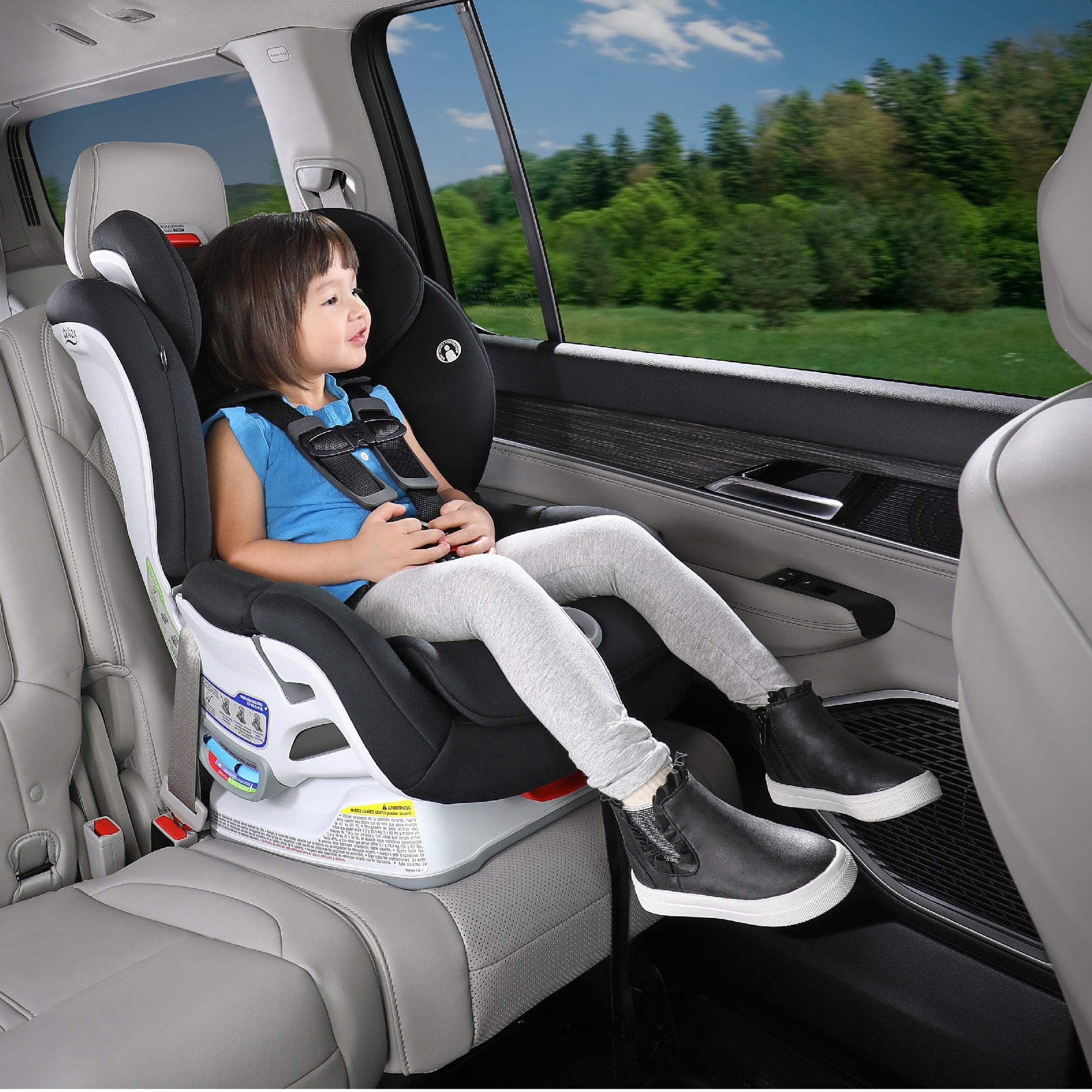 Britax Boulevard Clicktight Convertible Car Seat - SafeWash Fabric, Rear & Forward Facing for Infants to Toddlers (4-65 lbs) | Easy Installation & Machine Washable | Perfect for Family Travel & Daily Commute