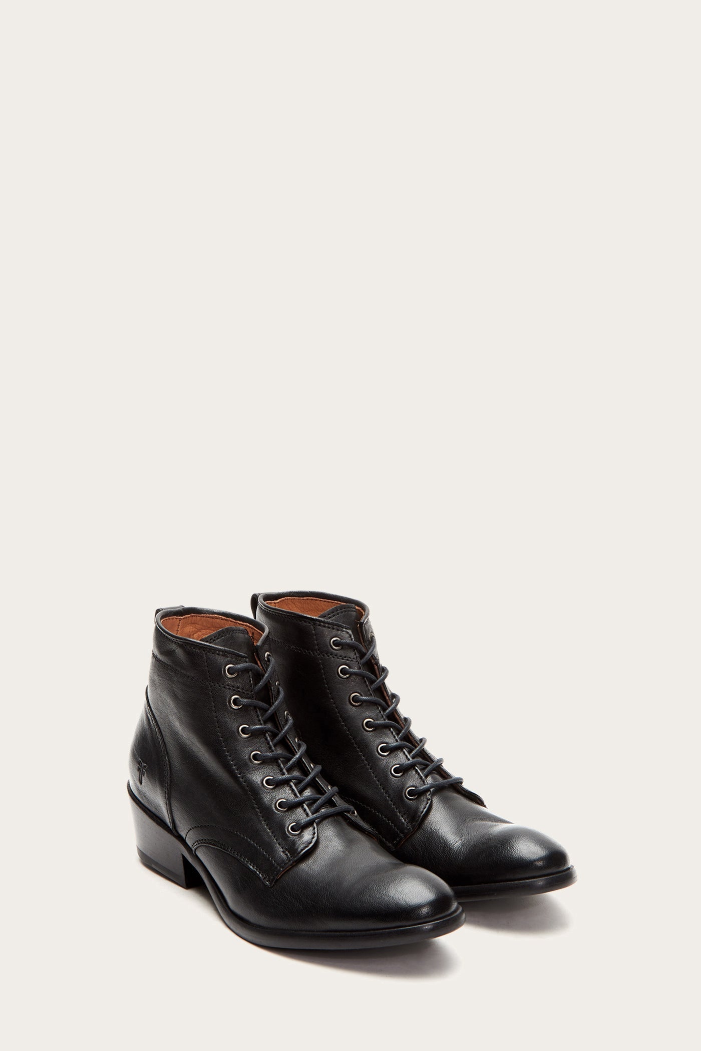 Vintage Carson Lace-Up Shoes - Authentic Pre-Owned Footwear for Men & Women | Perfect for Casual Wear, Retro Fashion & Sustainable Style