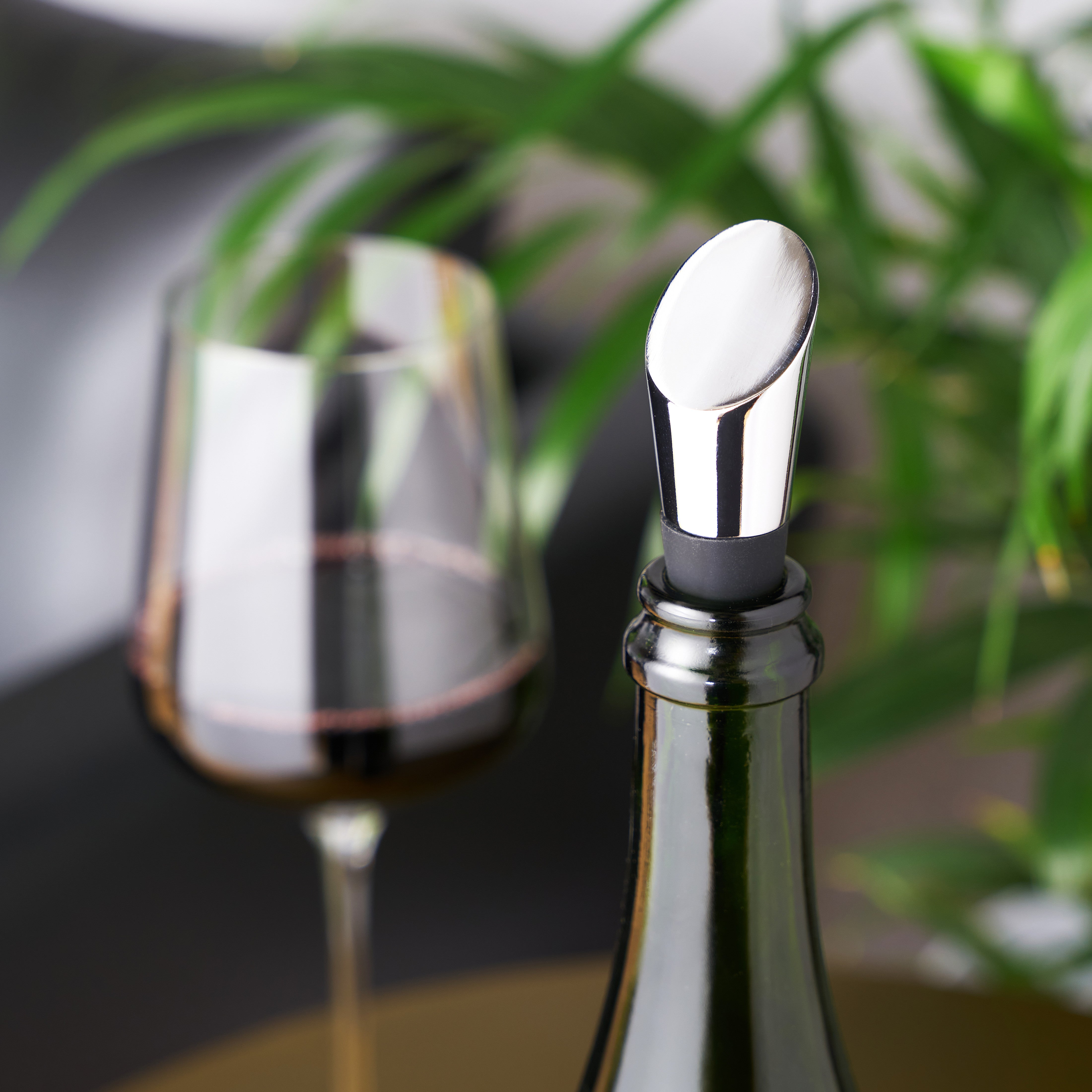 Premium Harrison Heavyweight Wine Bottle Stopper - Airtight Seal for Wine, Champagne & Liquor Bottles - Perfect for Home Bars, Restaurants & Gifting