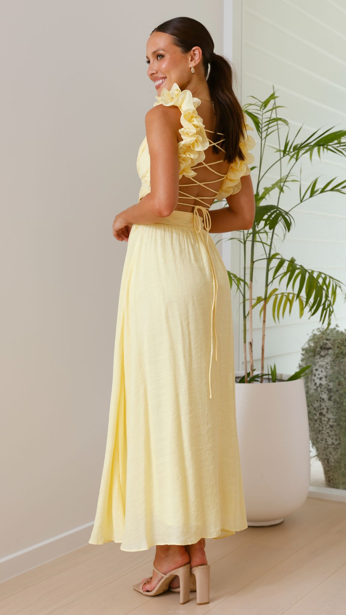 Galilhai Women's Maxi Dress - Flowy Long Summer Dress with Pockets, Yellow - Perfect for Beach, Vacation & Casual Outings