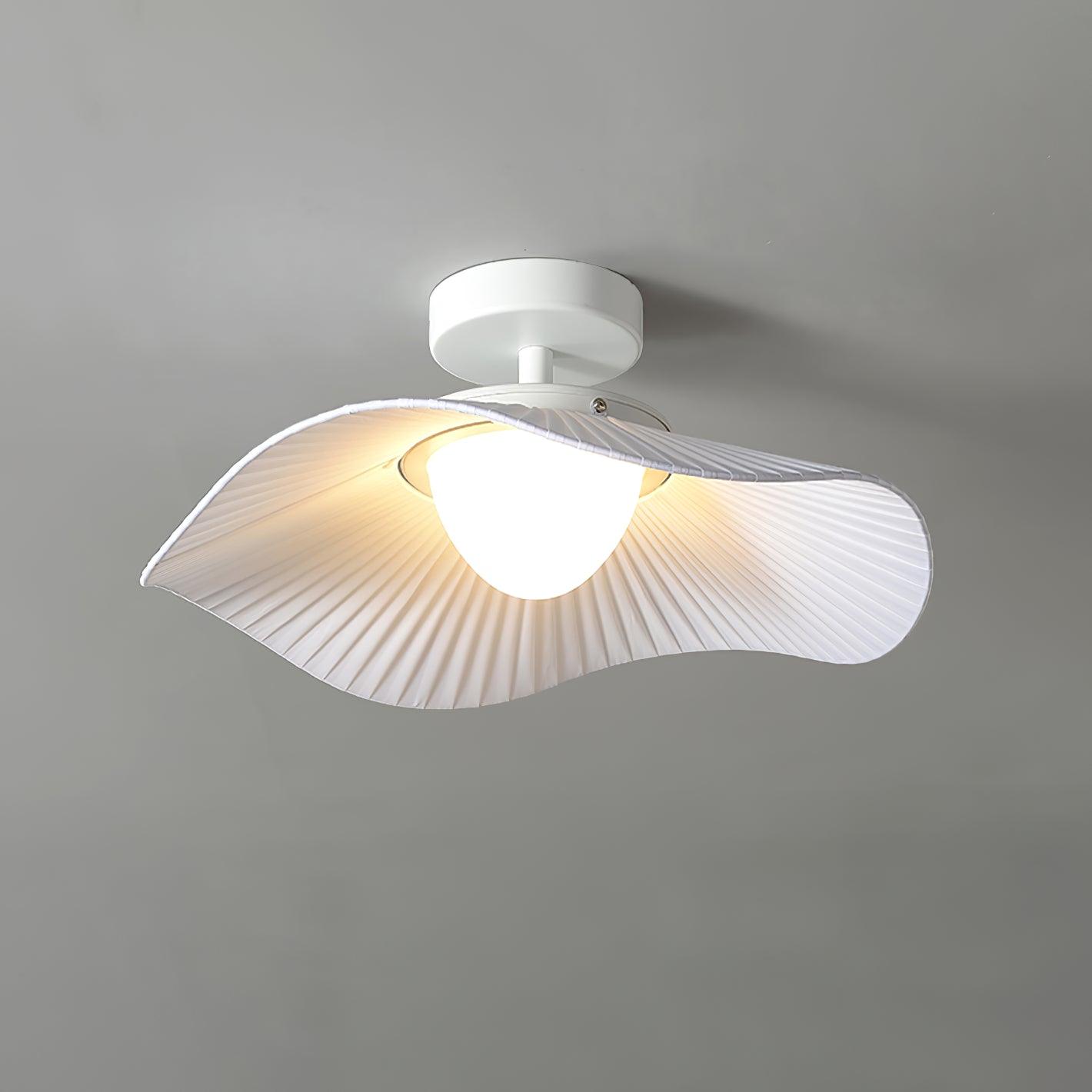 Modern Cloud Ceiling Light Fixture - Soft LED Lighting for Bedroom, Nursery & Home Decor - Dimmable Cloud-Shaped Ceiling Lamp for Kids Room, Living Room & Relaxation Spaces