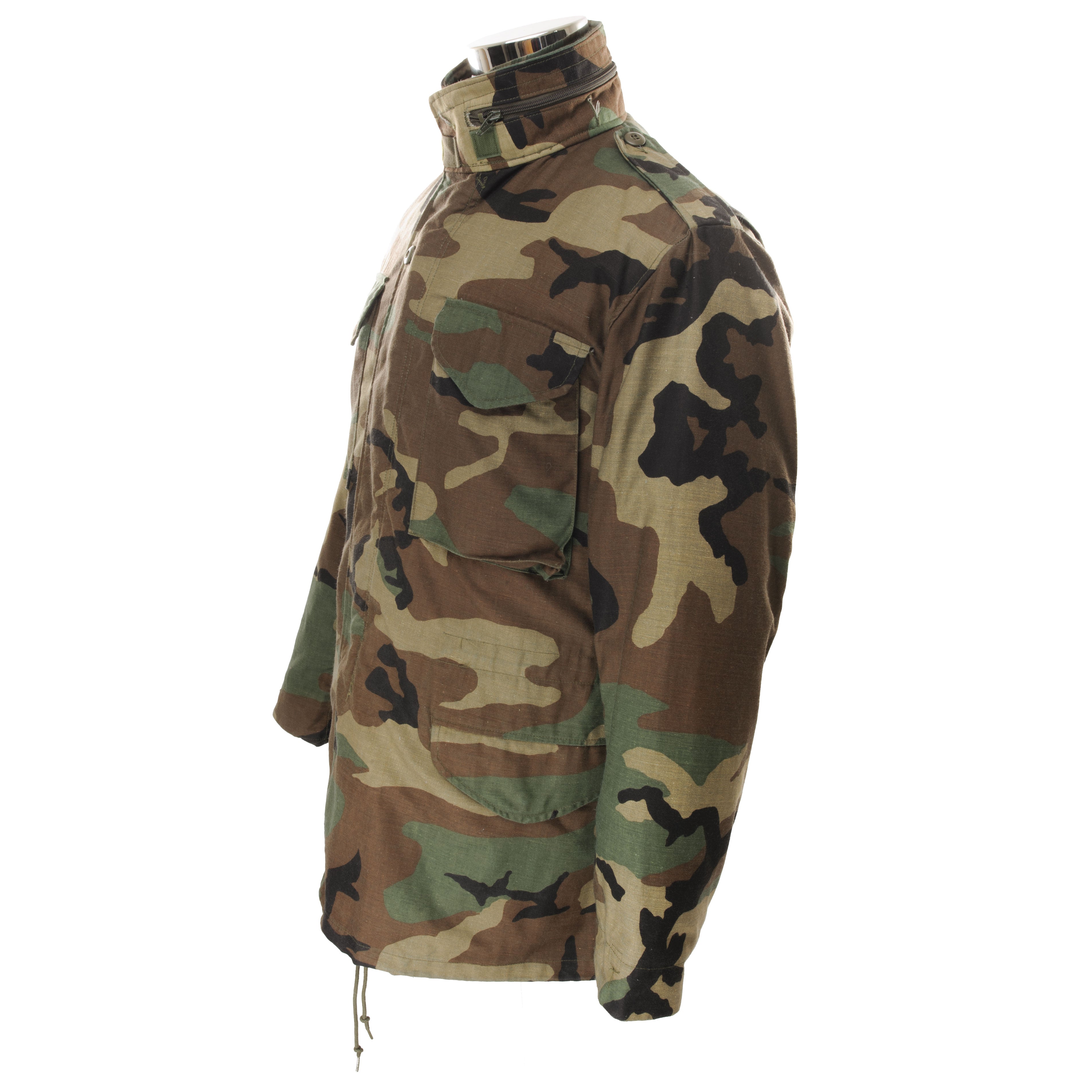 Vintage US Army M-1965 M65 Woodland Camo Field Jacket - 1989 Small Long Size - Military Surplus Outerwear for Hiking, Camping & Outdoor Adventures