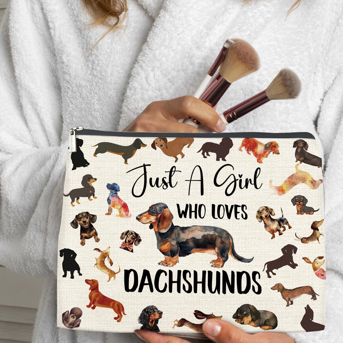 Cute Dachshund Makeup Bag for Women - Wiener Dog Themed Cosmetic Travel Organizer & Toiletry Pouch - Perfect Gift for Dog Lovers - Ideal for Travel, Gym, and Daily Beauty Essentials