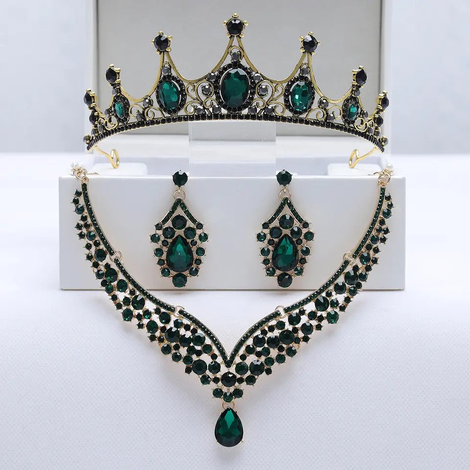 Baroque Vintage Green Crystal Heart Bridal Jewelry Set - Rhinestone Tiara Crown, Stud Earrings & Necklace for Wedding, Prom, Dubai Bridal Accessories | Perfect for Bridal Shower, Formal Events & Special Occasions