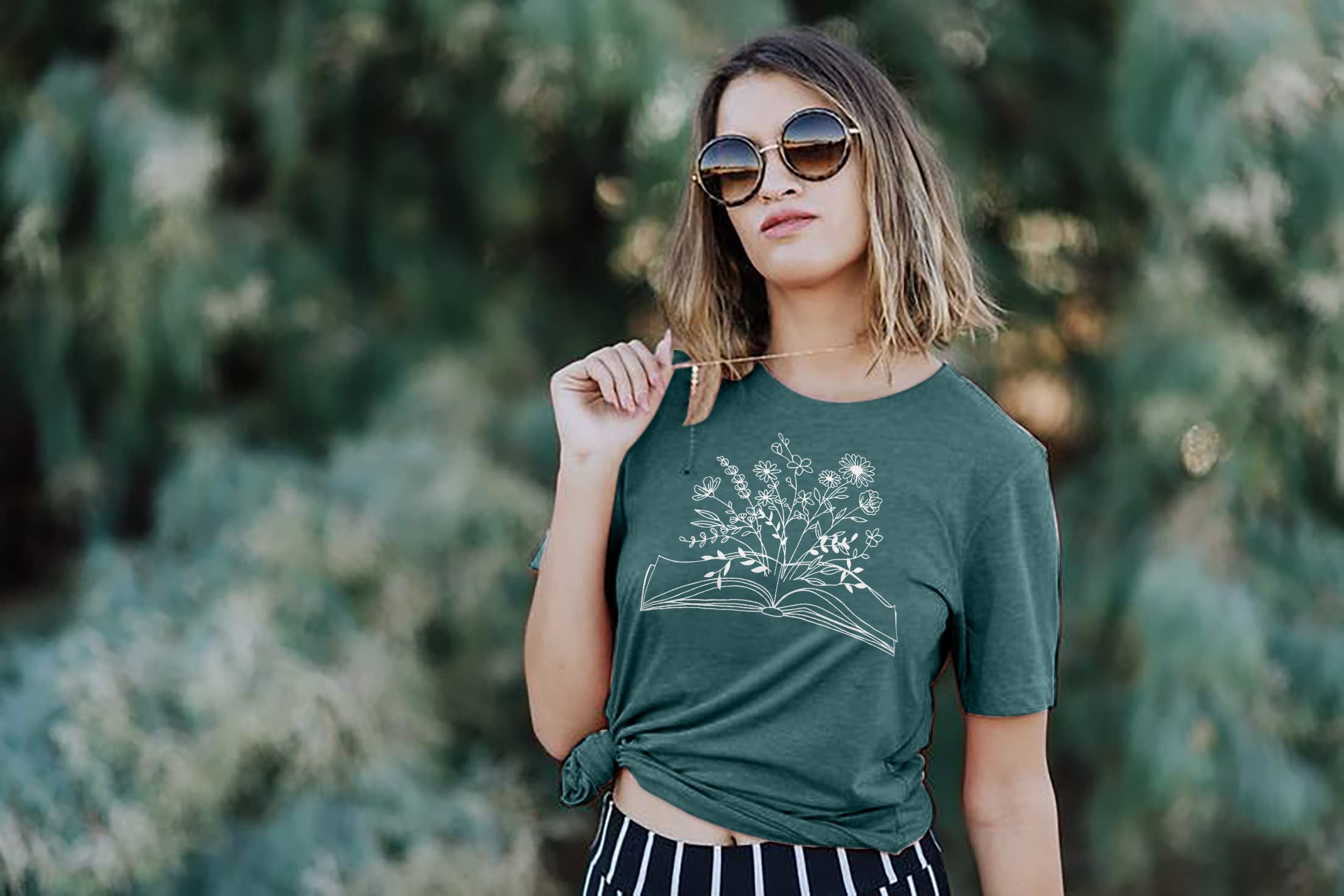 Funny Book Lovers T-Shirt for Women - Wildflowers & Reading Design Short Sleeve Tee - Perfect Gift for Teachers & Bookworms - Great for Book Clubs, Library Visits & Casual Wear