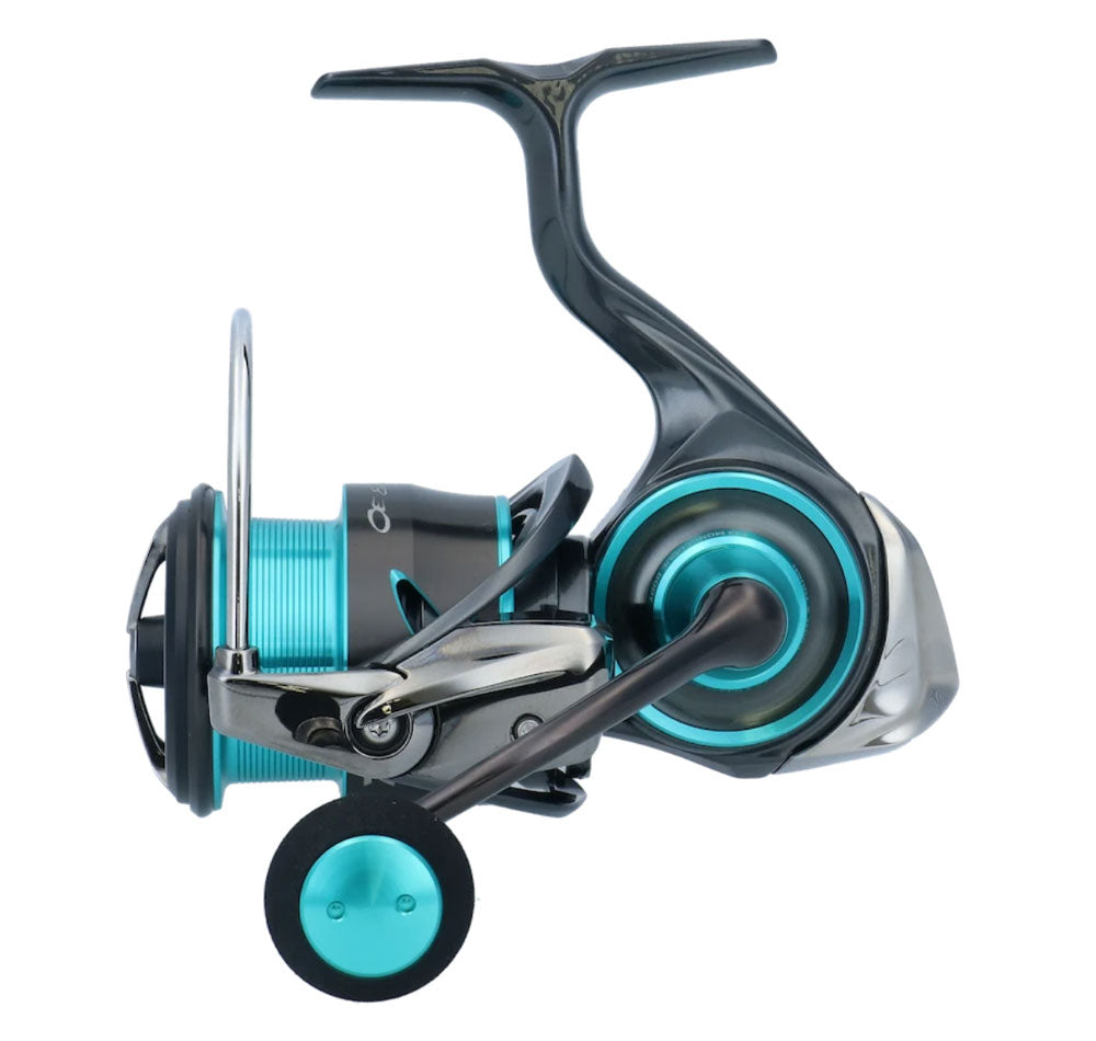 Daiwa 21 Emeraldas Air FC LT Spinning Fishing Reel - Lightweight Saltwater & Freshwater Fishing Gear for Surf, Pier, and Boat Angling