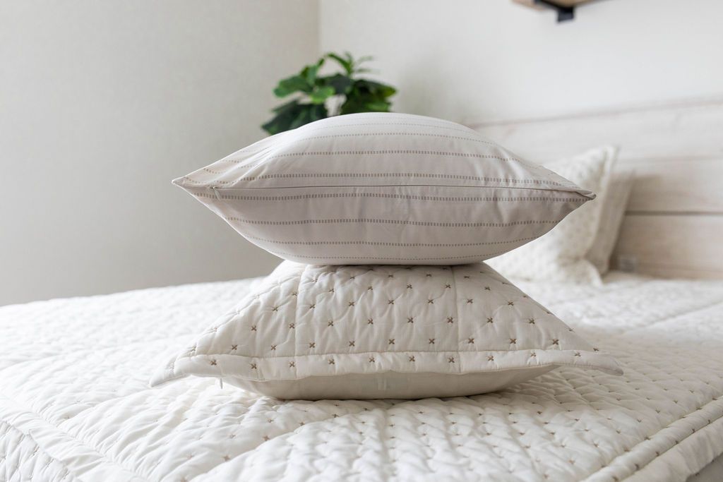 Premium Monroe Luxe Pillowcase - 100% Cotton Soft Pillow Cover for Side Sleepers & Sensitive Skin - Ideal for Bedroom, Hotel, and Travel Use