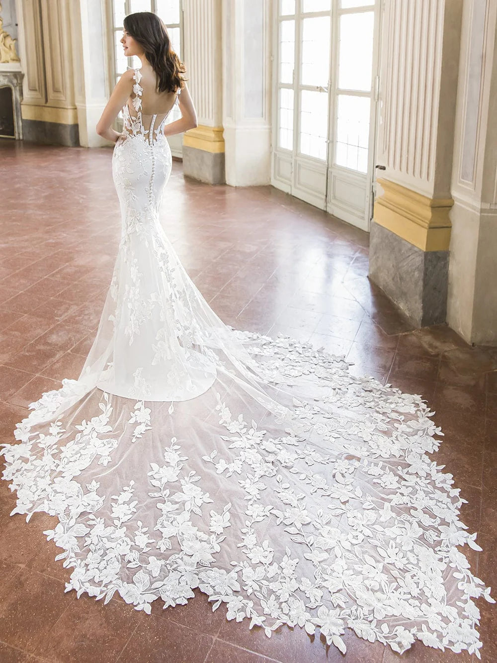 Enzoani Tamara Elegant Lace Wedding Dress - Perfect for Bridal Ceremonies, Vow Renewals & Formal Events