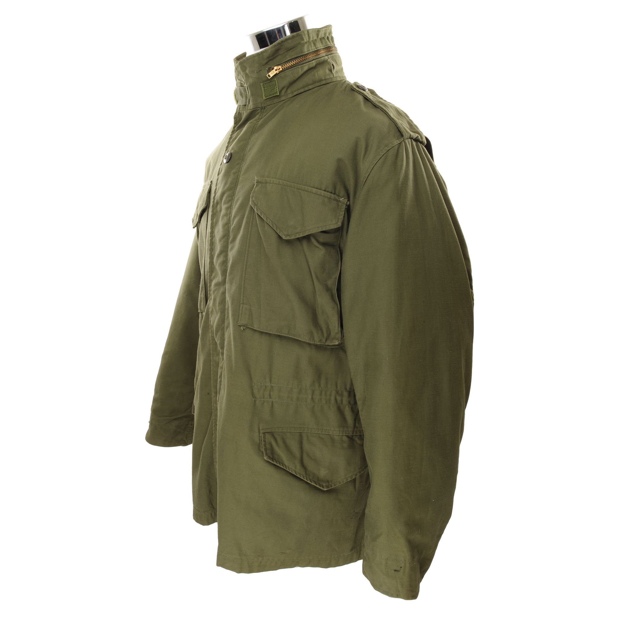 Vintage US Army M-1965 M65 Field Jacket - 1976 Military Surplus - Medium Regular Size - Durable Olive Green Combat Jacket for Outdoor, Camping, and Tactical Use