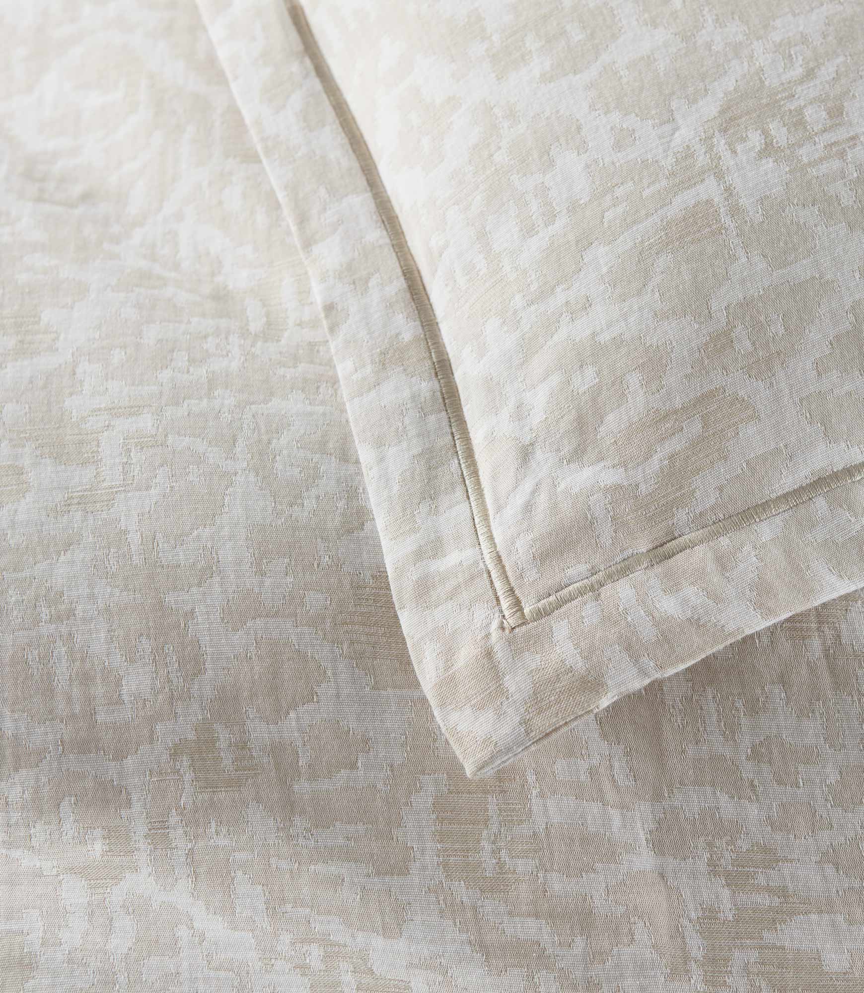 Ravenna Jacquard Sham - Luxury Embroidered Pillow Cover for Bedroom & Living Room Decor - Elegant Home Accent for Sofa, Couch, and Bed