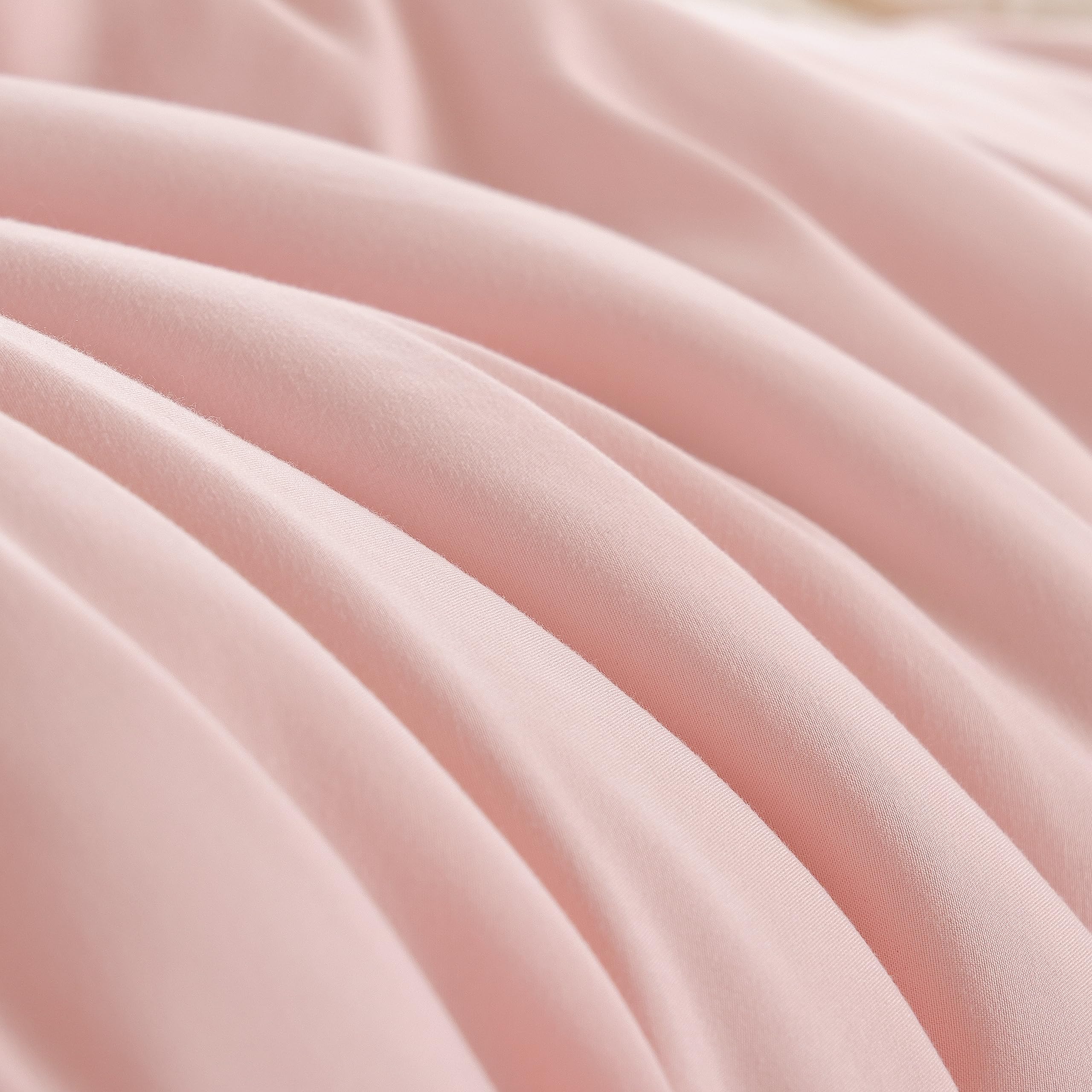 Queen Size Pink Comforter Set - Soft Microfiber All-Season Bedding for Women & Girls, Perfect for Modern Bedrooms