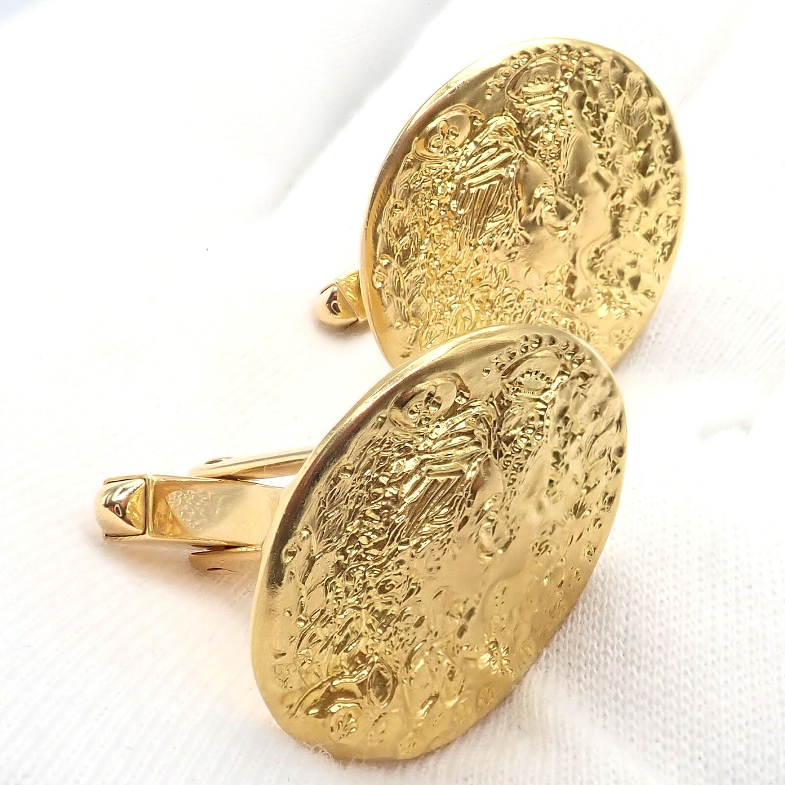 Authentic Salvador Dali D'or for Piaget 18k & 22k Yellow Gold Cufflinks - Luxury Men's Jewelry for Formal Events & Business Attire