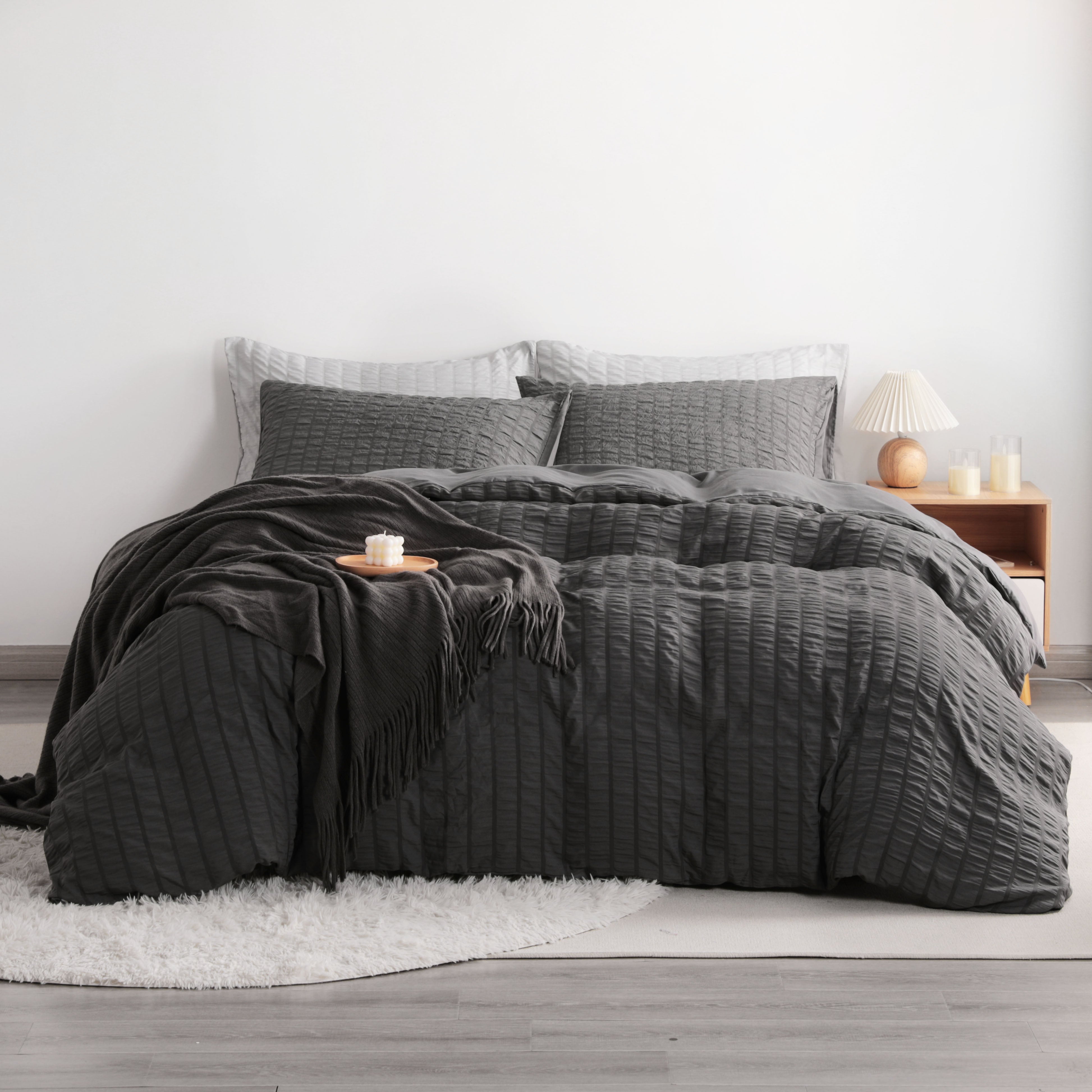 2/3 Pieces Breathable Seersucker Textured Duvet Cover Set - Soft & Lightweight Bedding for Summer - NTBAY® | Perfect for Guest Rooms, Dormitories & Hot Sleepers