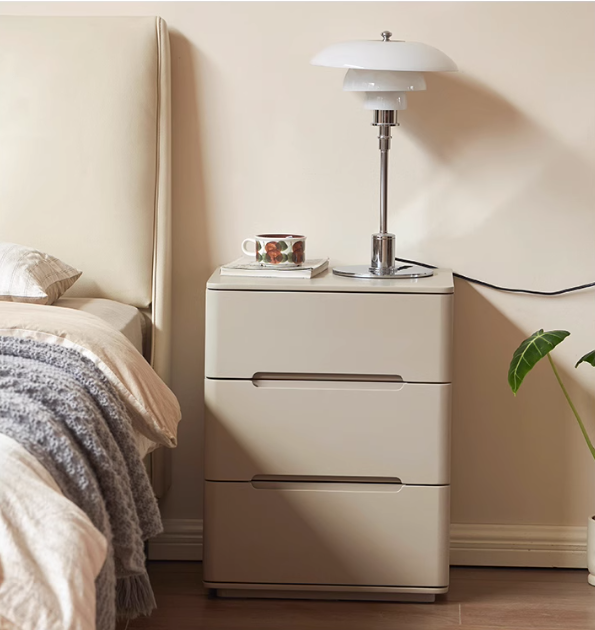 Solid Oak Wood Nightstand with 3 Drawers - Modern Light Luxury Bedside Table for Bedroom, Living Room, or Office