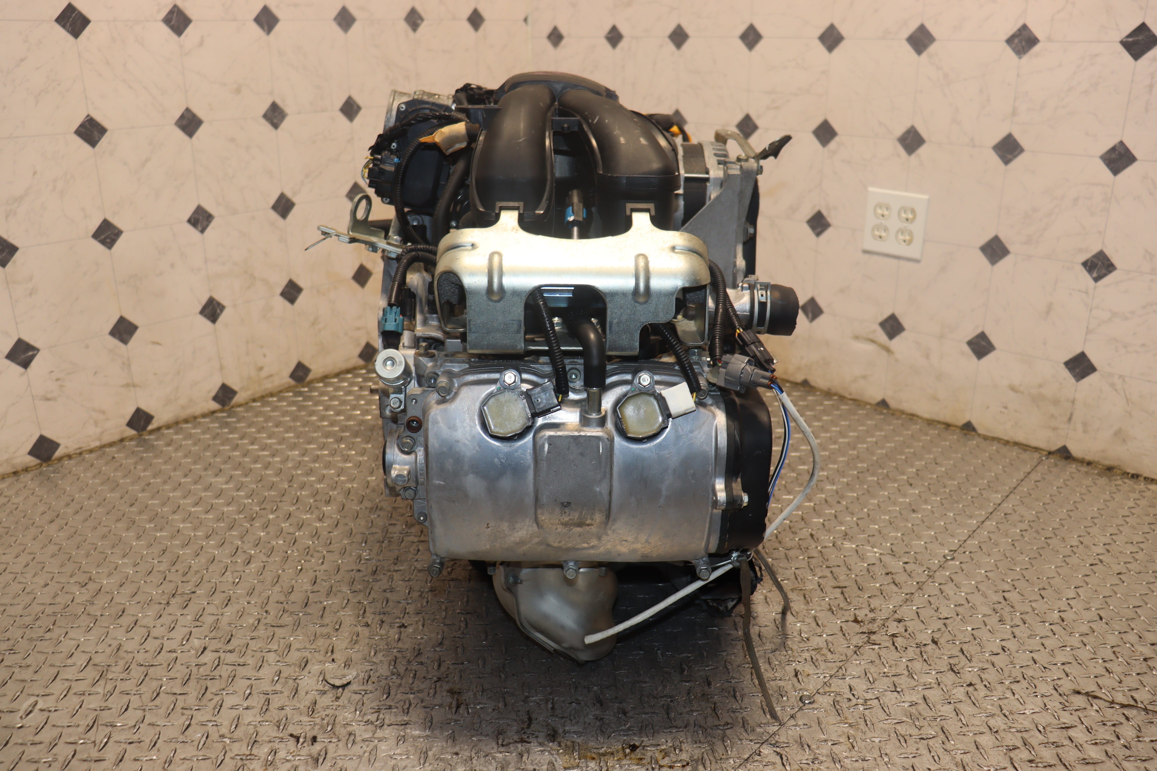 2010-2012 Subaru Outback 2.5L SOHC EJ25 AVCS Engine Replacement - JDM Import for 2010-2012 Subaru Outback Models - Perfect for Engine Swap & Performance Upgrades