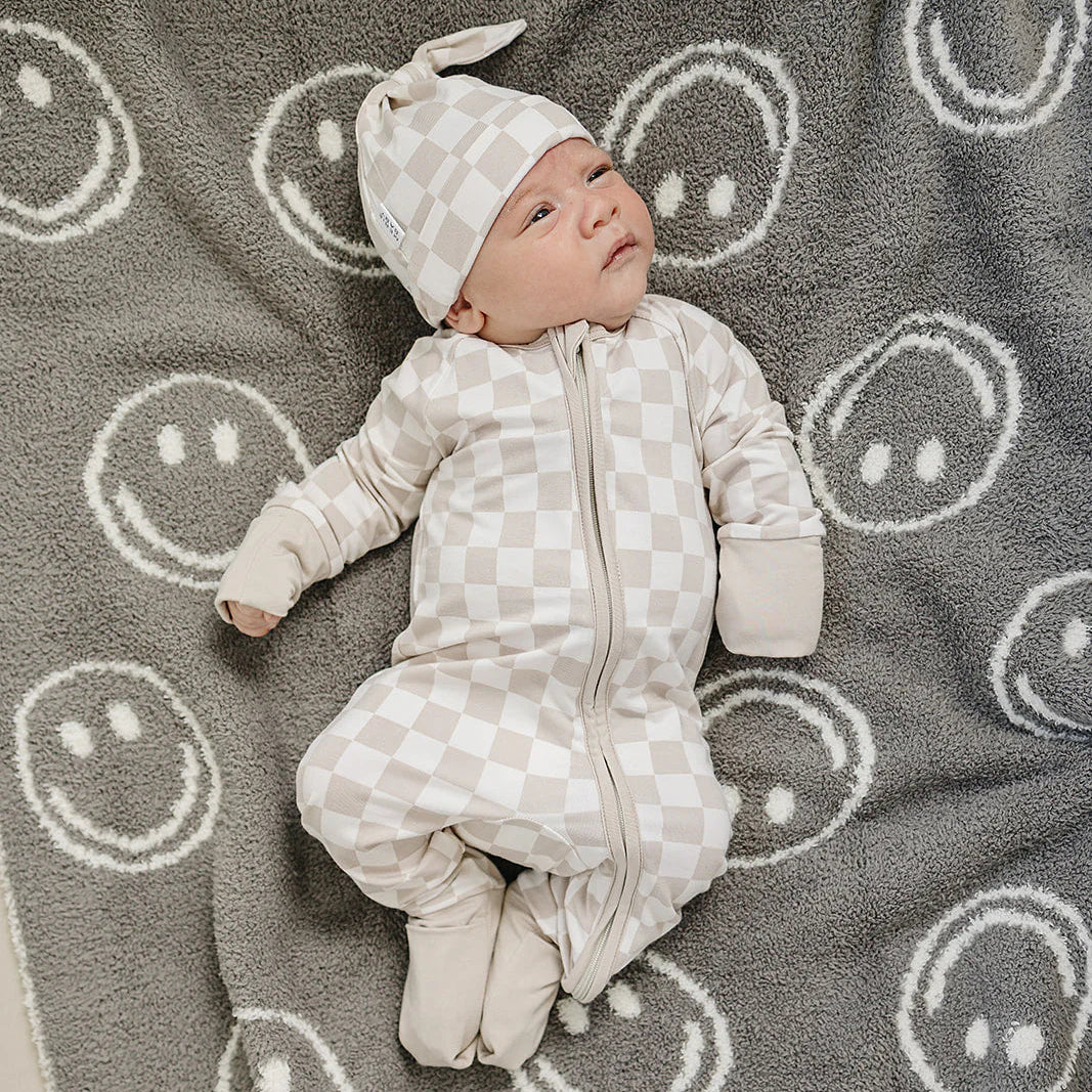 Soft Bamboo Zipper Pajama Set - Breathable Taupe Checkered Sleepwear for Women & Men - Perfect for Cozy Nights & Relaxing at Home