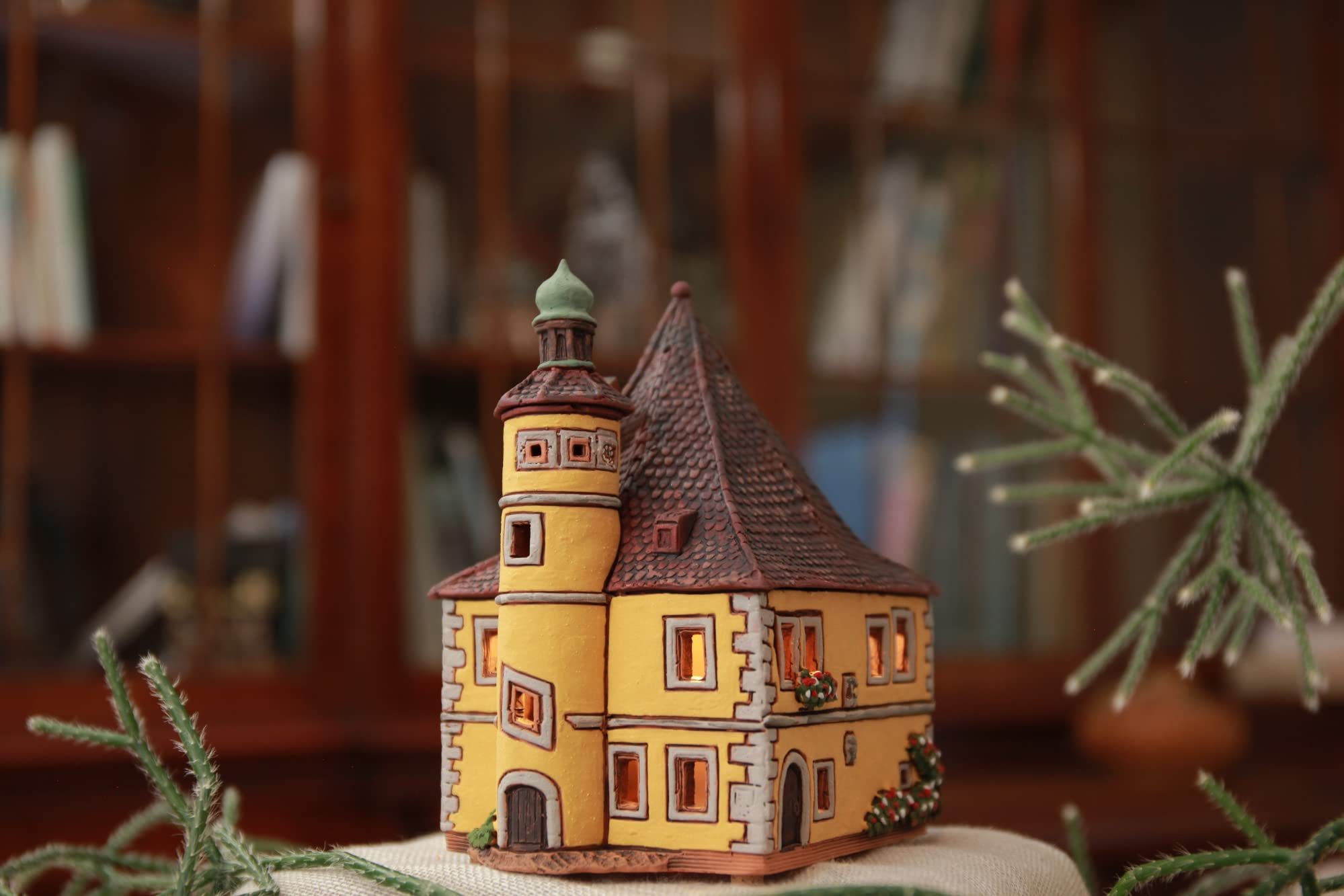 Ceramic Miniature House Replica - Historic Spitalbereiter Rothenburg Germany, Tea Light Candle Holder, Home Decor Gift for Collectors | Perfect for Christmas Villages, Tabletop Displays & Cozy Ambiance