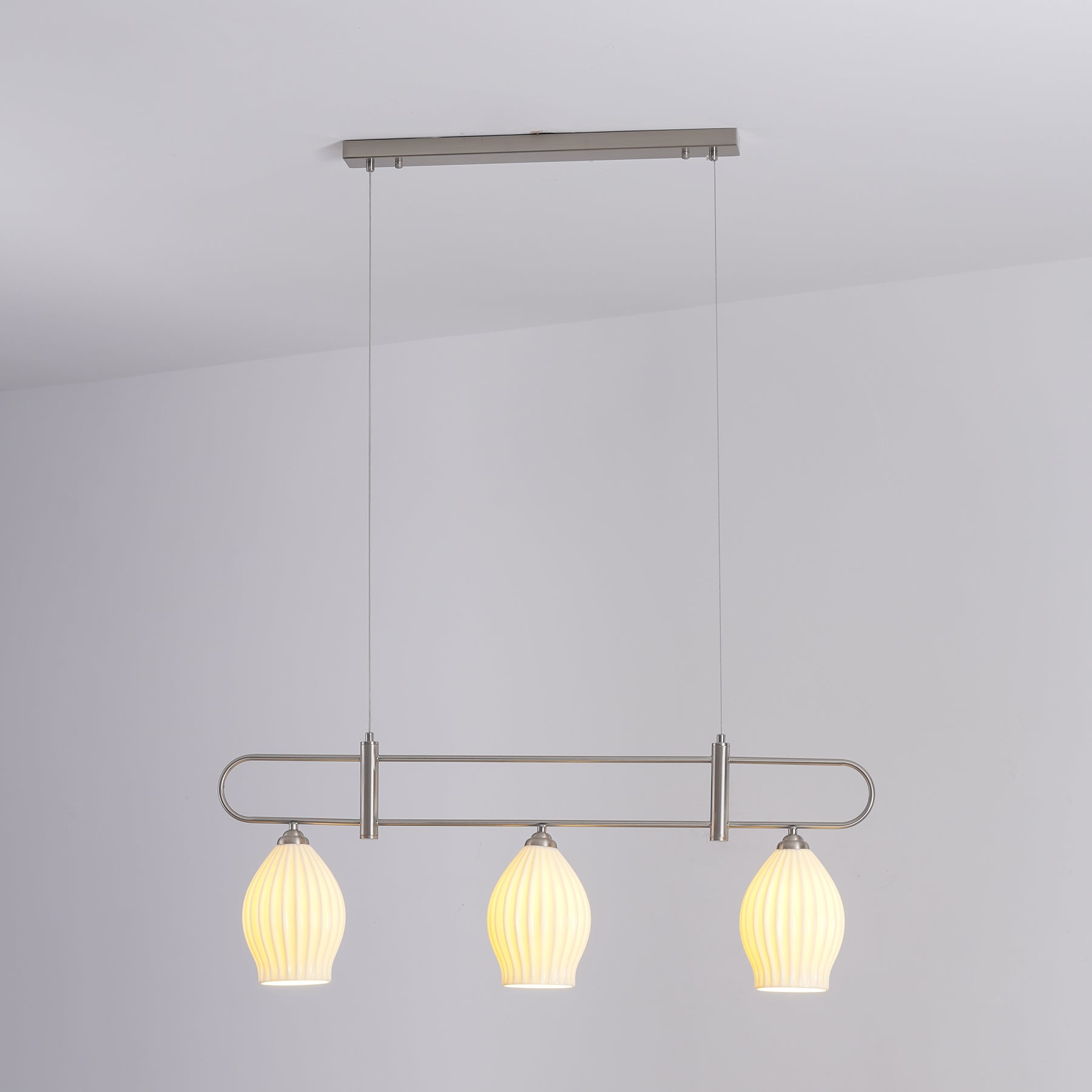 Modern Fin Pendant Light - Adjustable Hanging Ceiling Lamp for Kitchen Island, Dining Room & Bedroom | Industrial Style Lighting Fixture with Vintage Edison Bulbs