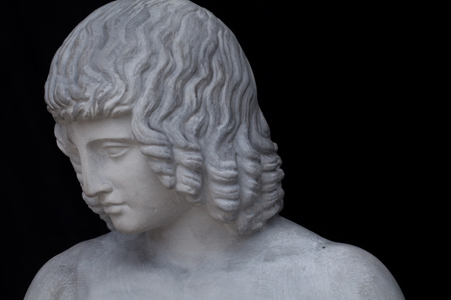 19th Century Greek Athlete Plaster Statue - Antique Home Decor for Living Room, Office & Garden
