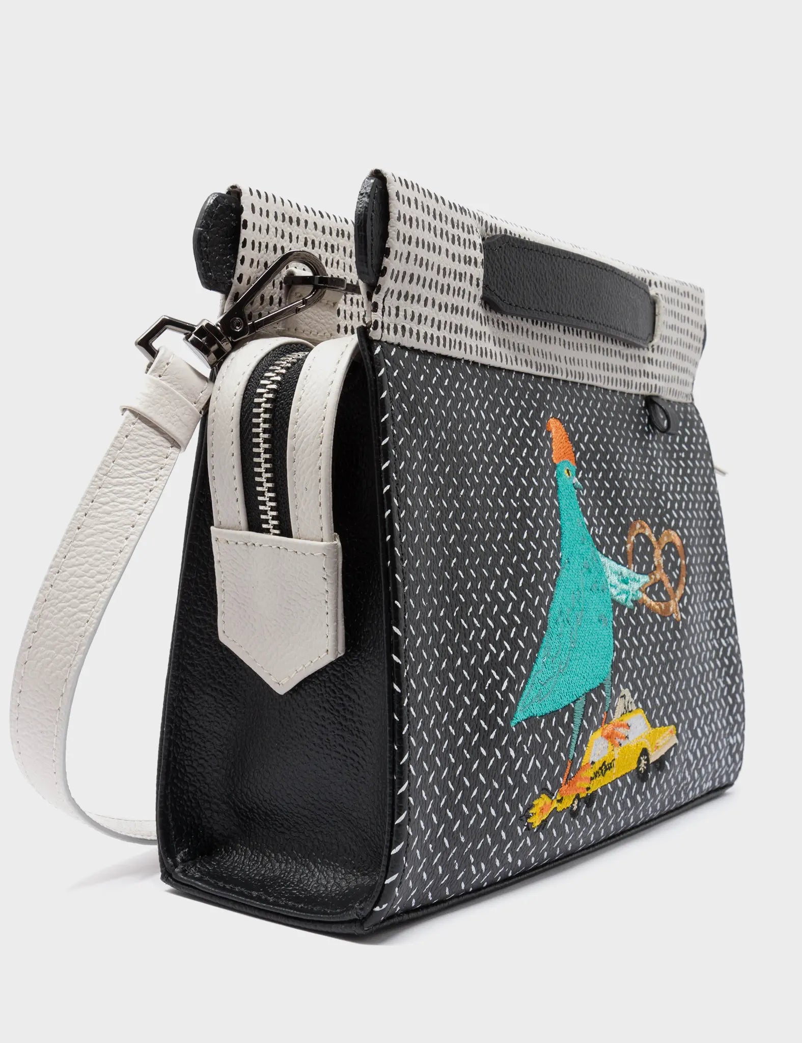 Vali Small Crossbody Bag in Cream & Black Leather - Pigeonista Design - Perfect for Everyday Use, Travel & Casual Outings